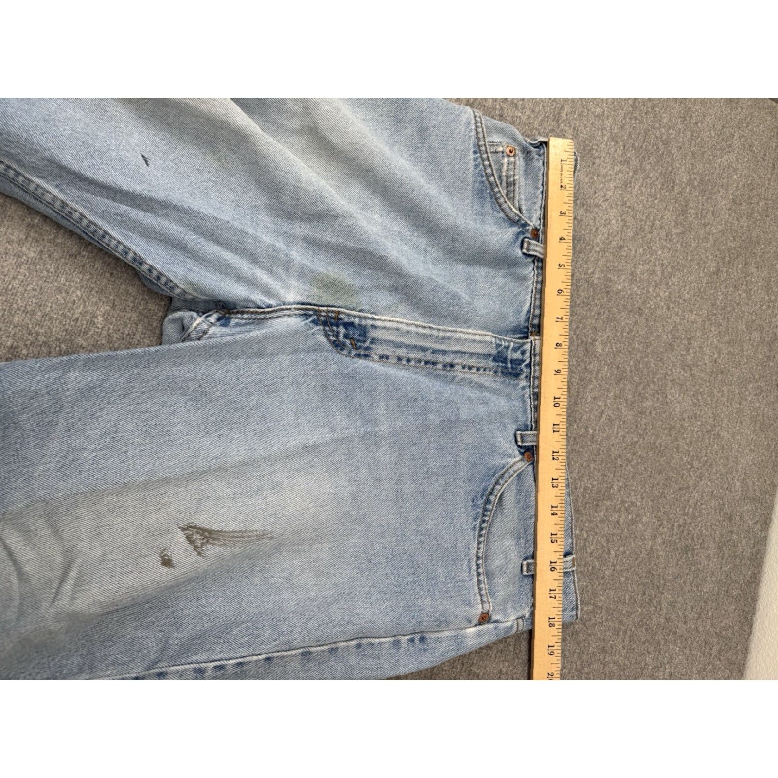 Levi's VINTAGE Levi's 505 Relaxed Fit Straight Leg Jeans 36x25 Light Wash Blue Denim Men Regular 90s 5-Pocket Size US 36 / EU 52 - 5 Thumbnail