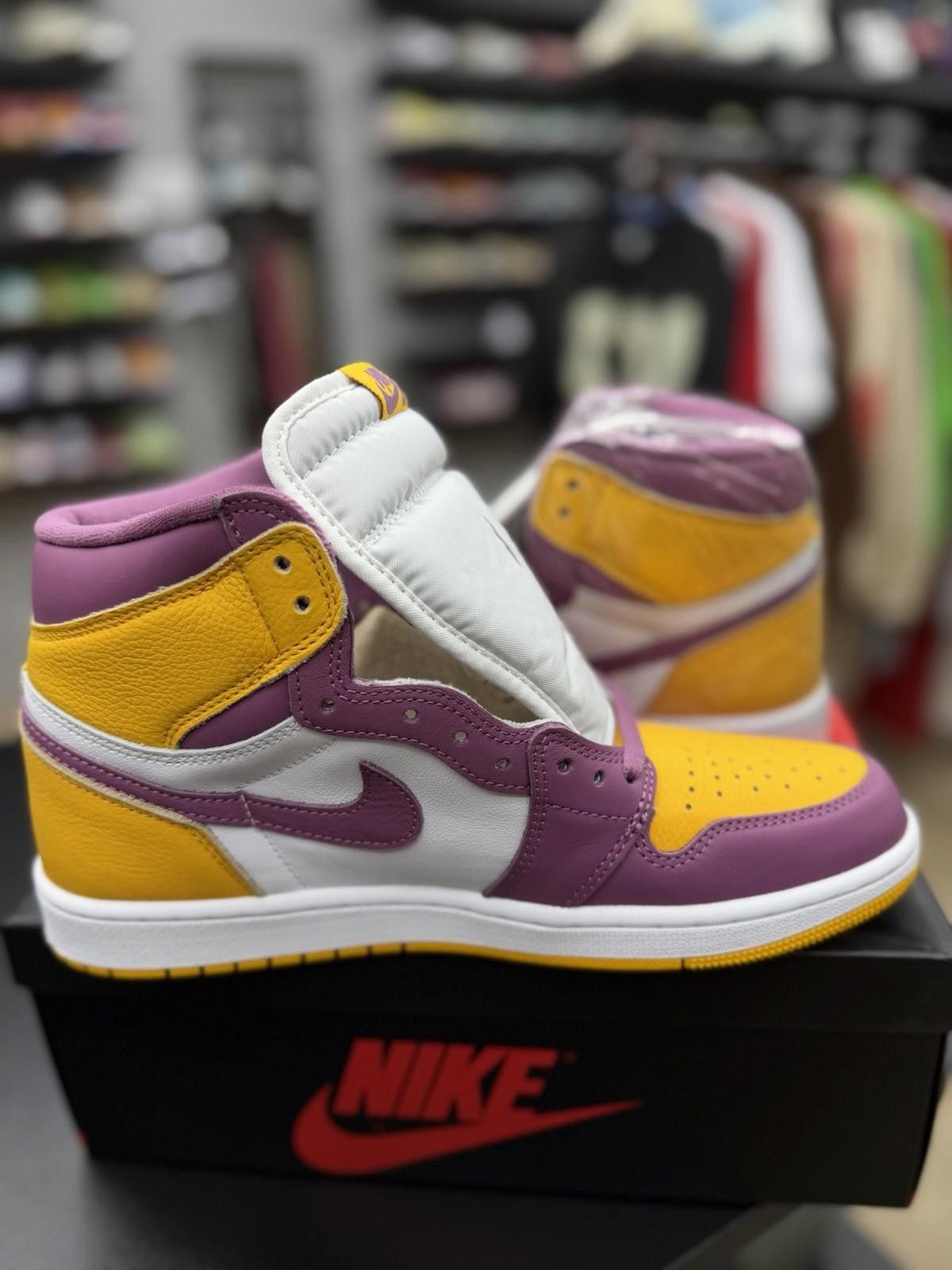 Other Nike Air Jordan 1 Retro High OG 'Brotherhood' Size 9.5 NEW Size US 9.5 / EU 42-43 - 9 Thumbnail