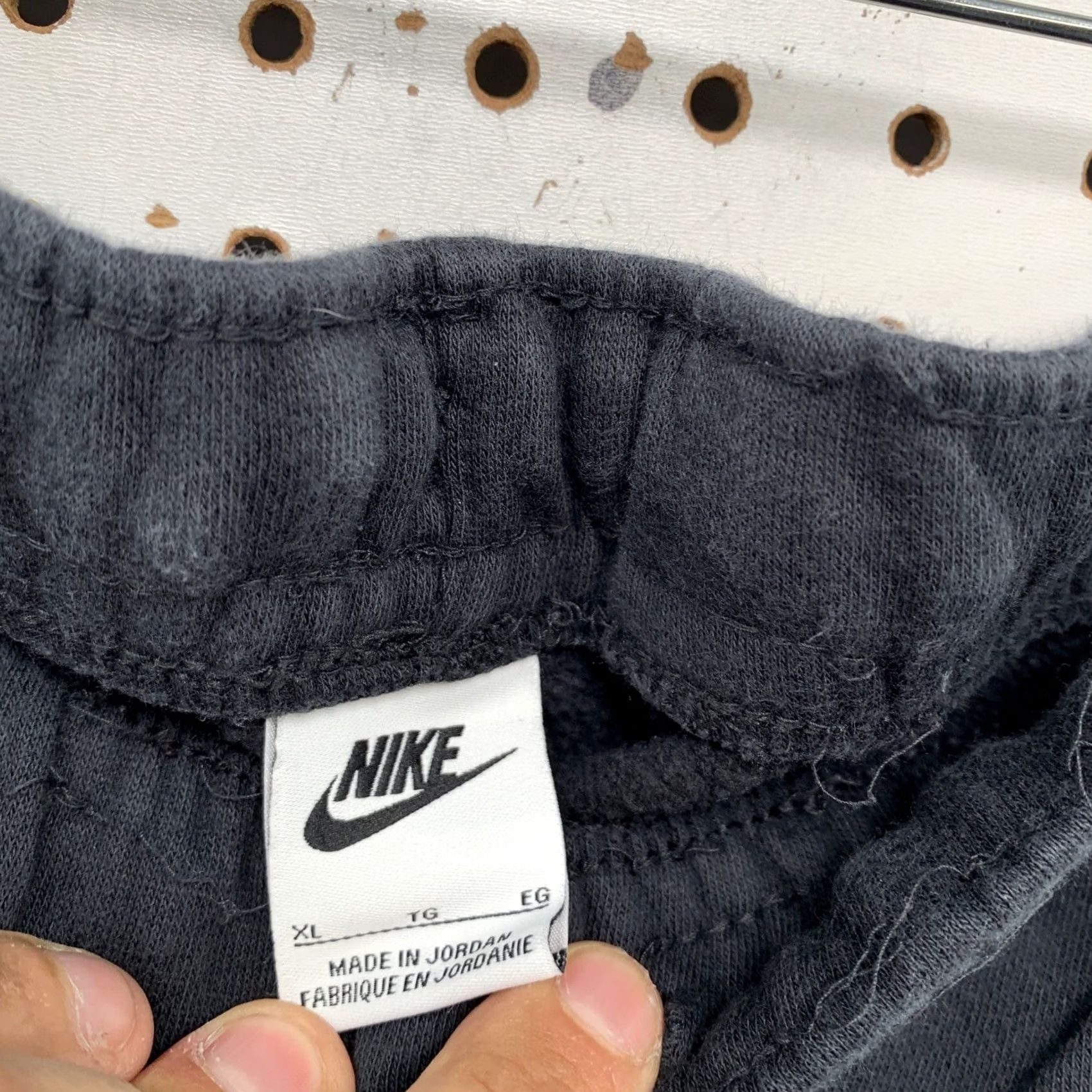 Nike Nike Sportswear Club Fleece Sweatpants Mens XL Black Joggers BV2707-010 Size US 33 - 5 Thumbnail