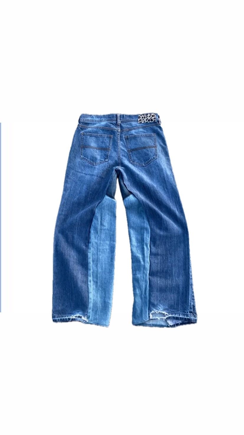 Other reworked leopard print jeans Size US 32 / EU 48 - 2 Thumbnail
