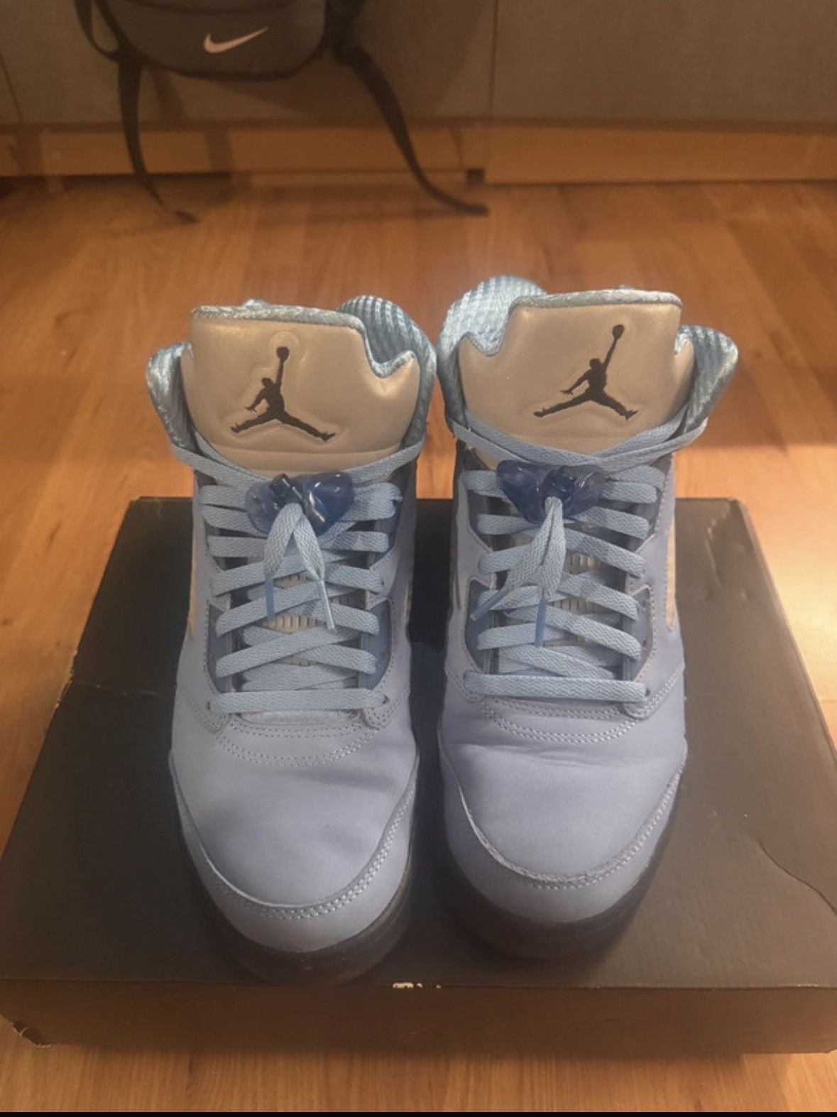 Jordan Brand Jordan 5 UNC Blue Size US 9.5 / EU 42-43 - 2 Thumbnail