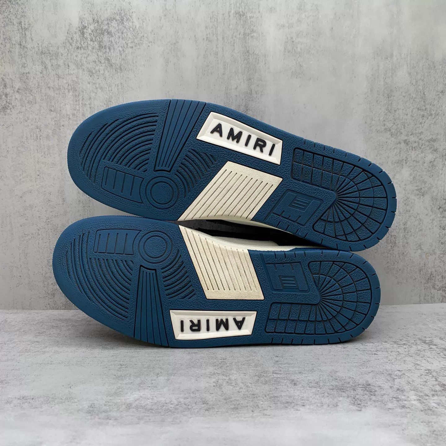 Amiri Amiri Blue White Bone Low Top Sneaker 42 98 New Size US 9 / EU 42 - 7 Thumbnail
