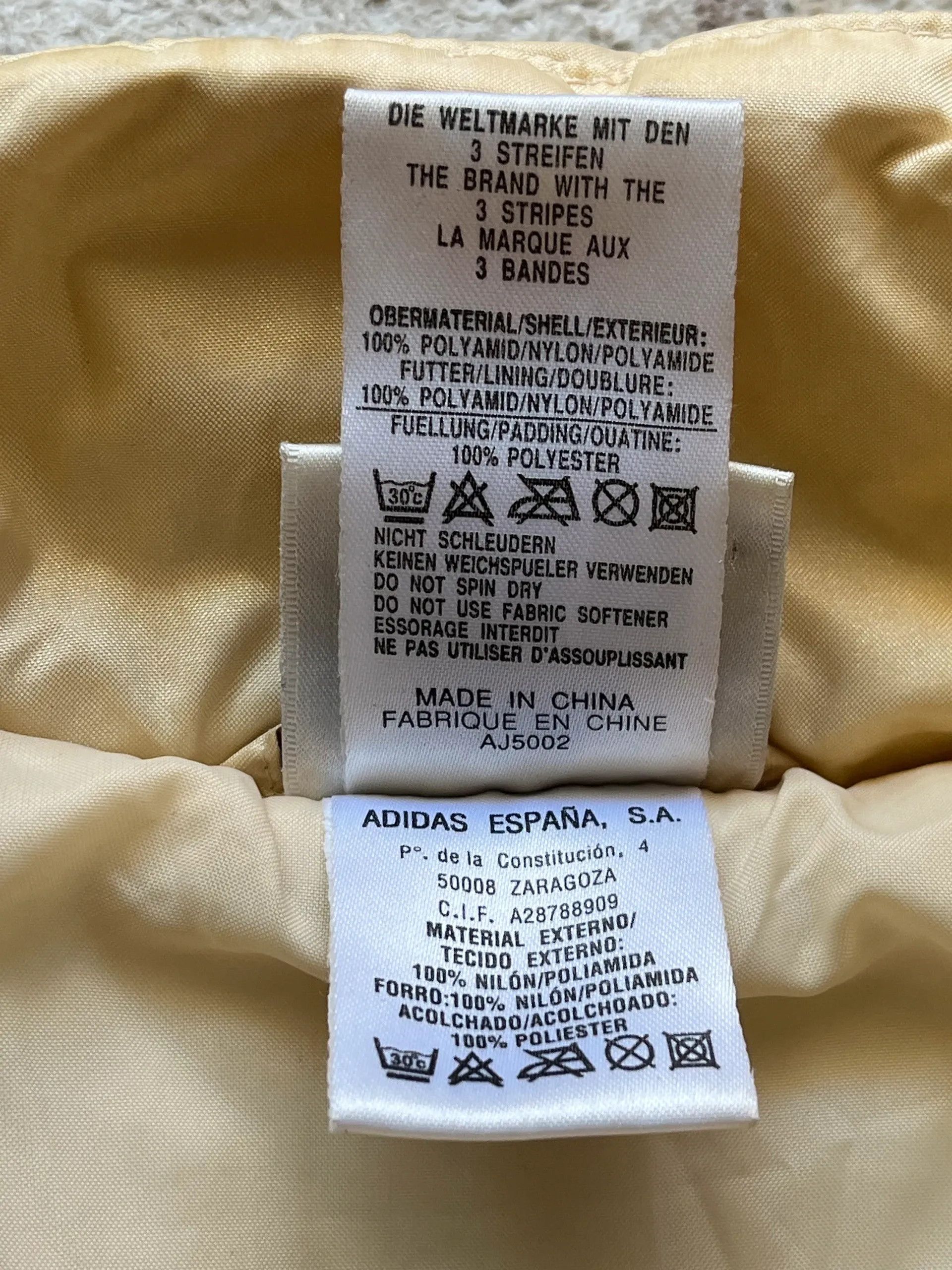 Adidas Adidas 1999 Puffer Jacket Sz L Women’s Rare Cream Size L / US 10 / IT 46 - 5 Thumbnail