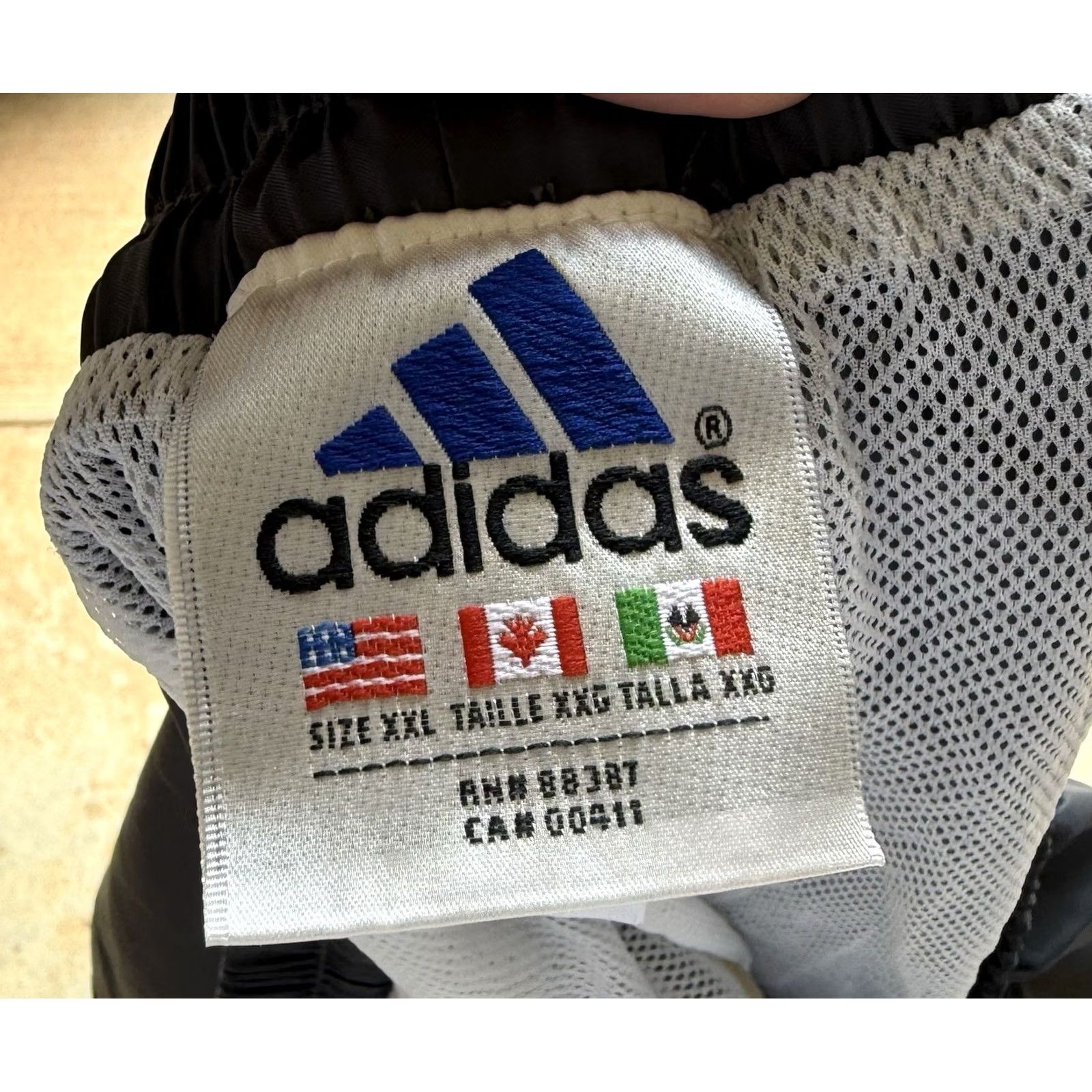 Adidas VINTAGE Adidas Men's Shorts XXL Gray Orange Athletic Activewear 1990s Mens Size US 39 - 5 Thumbnail