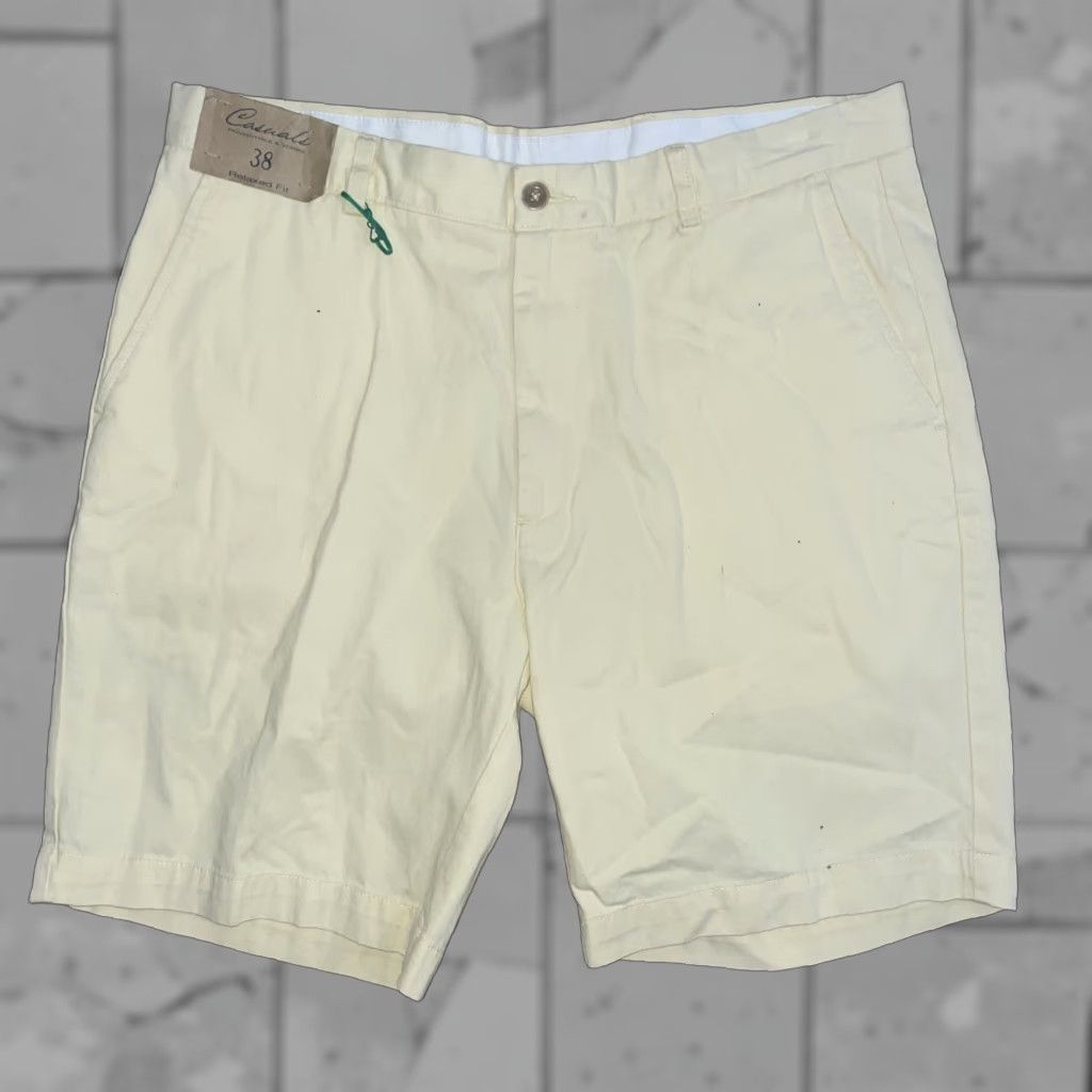 Roundtree & Yorke NWT Roundtree Yorke Casuals Shorts Mens 38 Yellow Chino Casual Mens Waist 38 Size US 38 / EU 54 - 1 Thumbnail