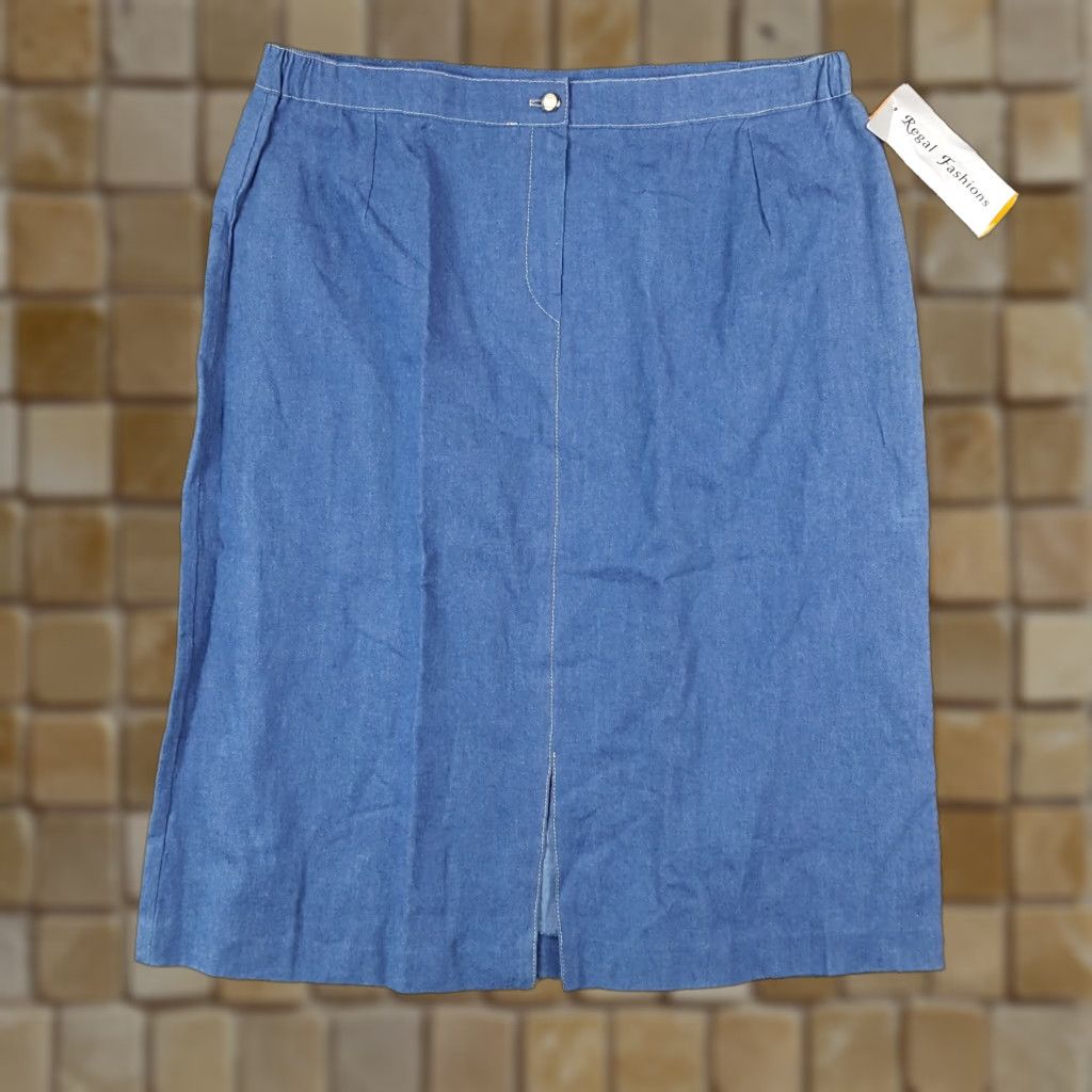 Denime VINTAGE Regal Denim Pencil Skirt Women's Size 18 Knee Length Blue 80s Western Retro Size 40" / US 18 - 1 Thumbnail