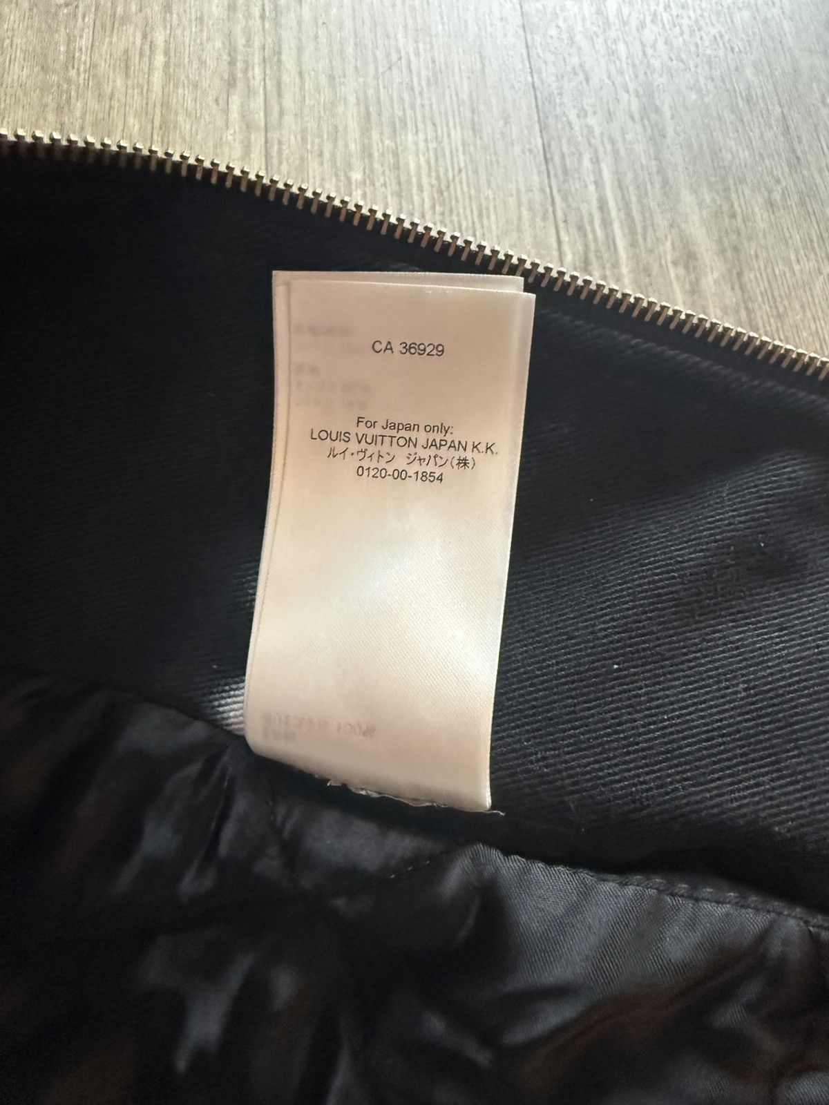 Louis Vuitton Louis Vuitton Tie Dye Monogram Denim Padded Jacket Size 46 Size US S / EU 44-46 / 1 - 9 Thumbnail