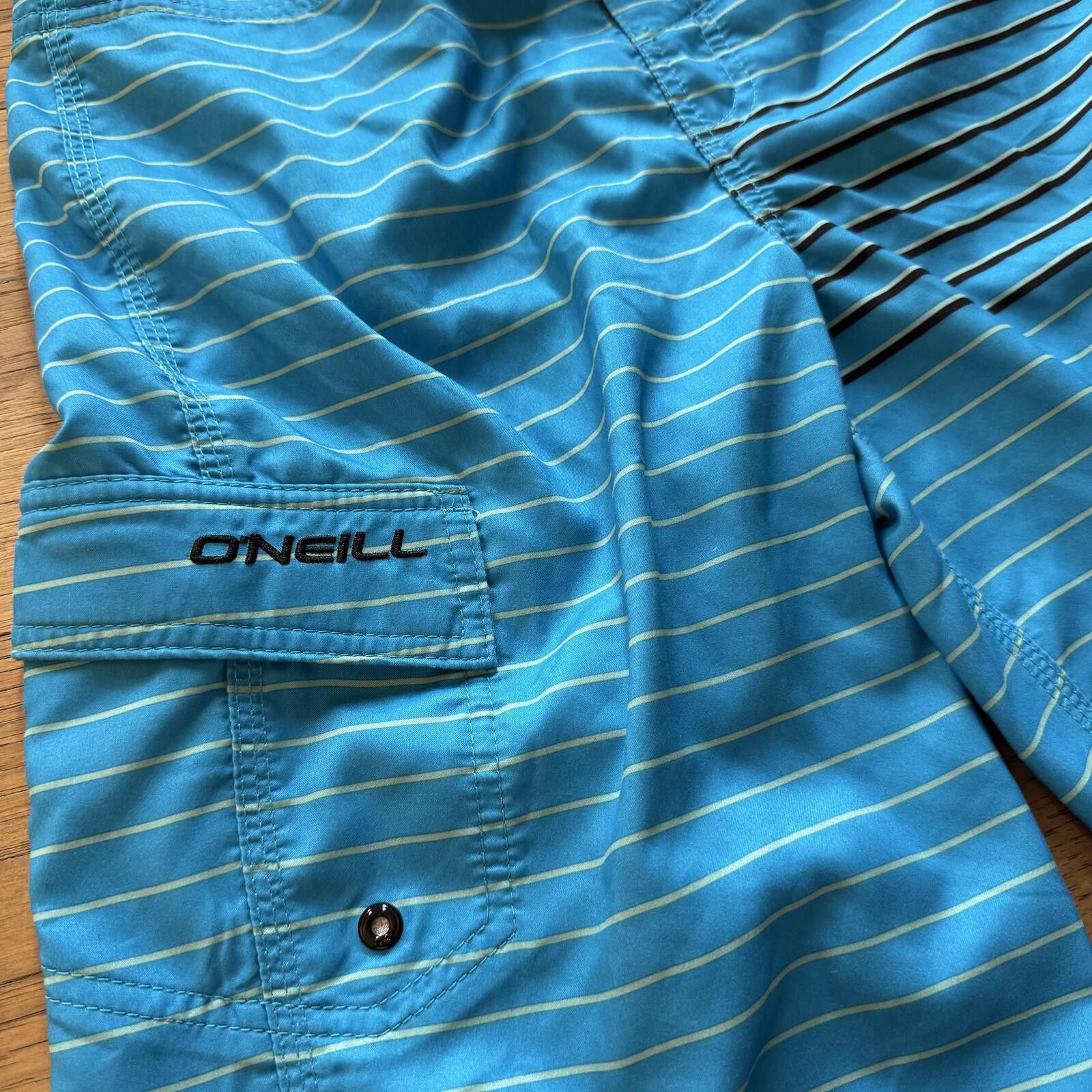 O'Neill O'Neill Blue Striped Board Shorts Size 28 Size US 30 / EU 46 - 2 Thumbnail