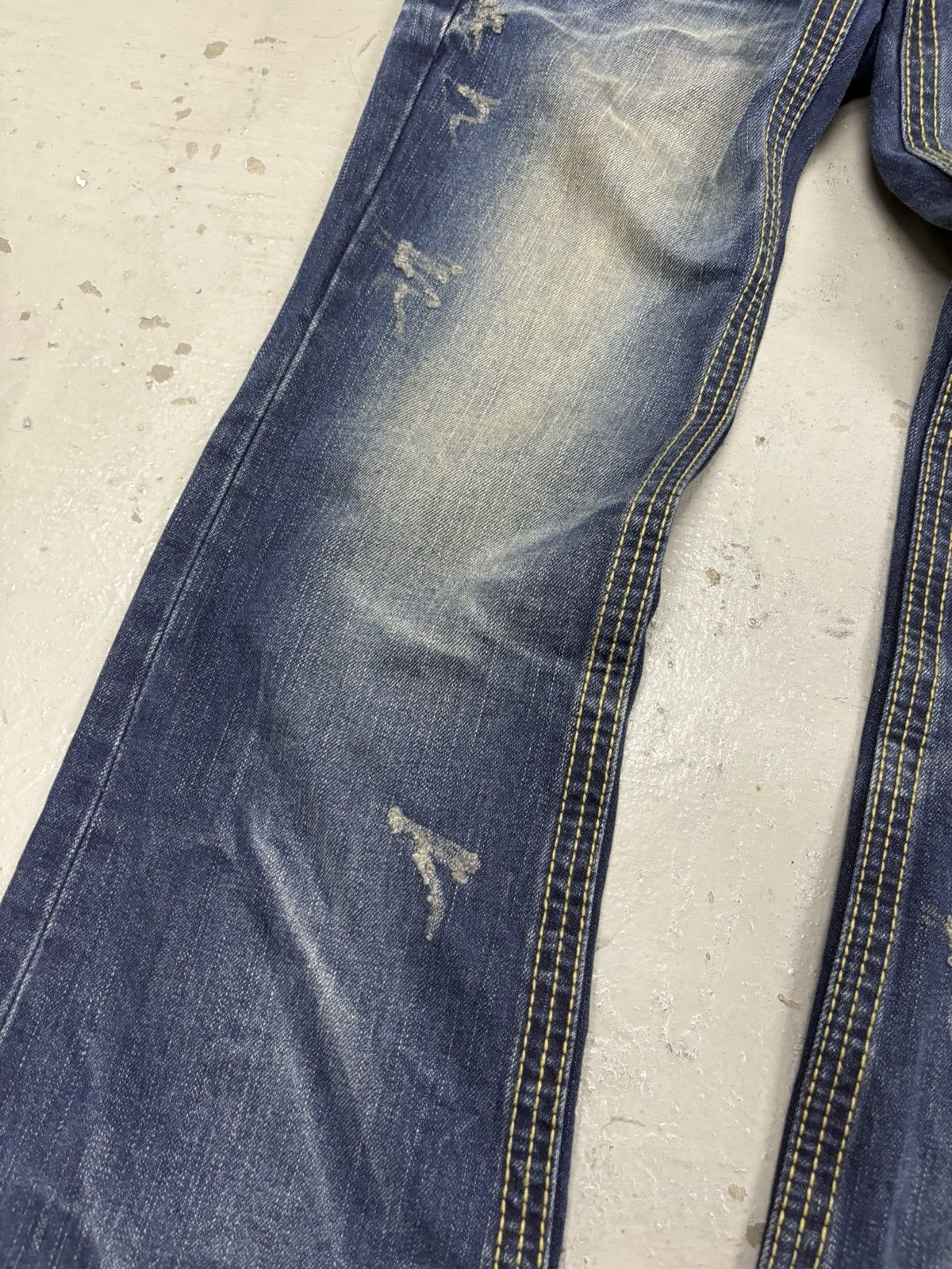Tornado Mart Vintage Flared Lolita Jeans If Six Was Nine Distressed Size US 31 - 6 Thumbnail