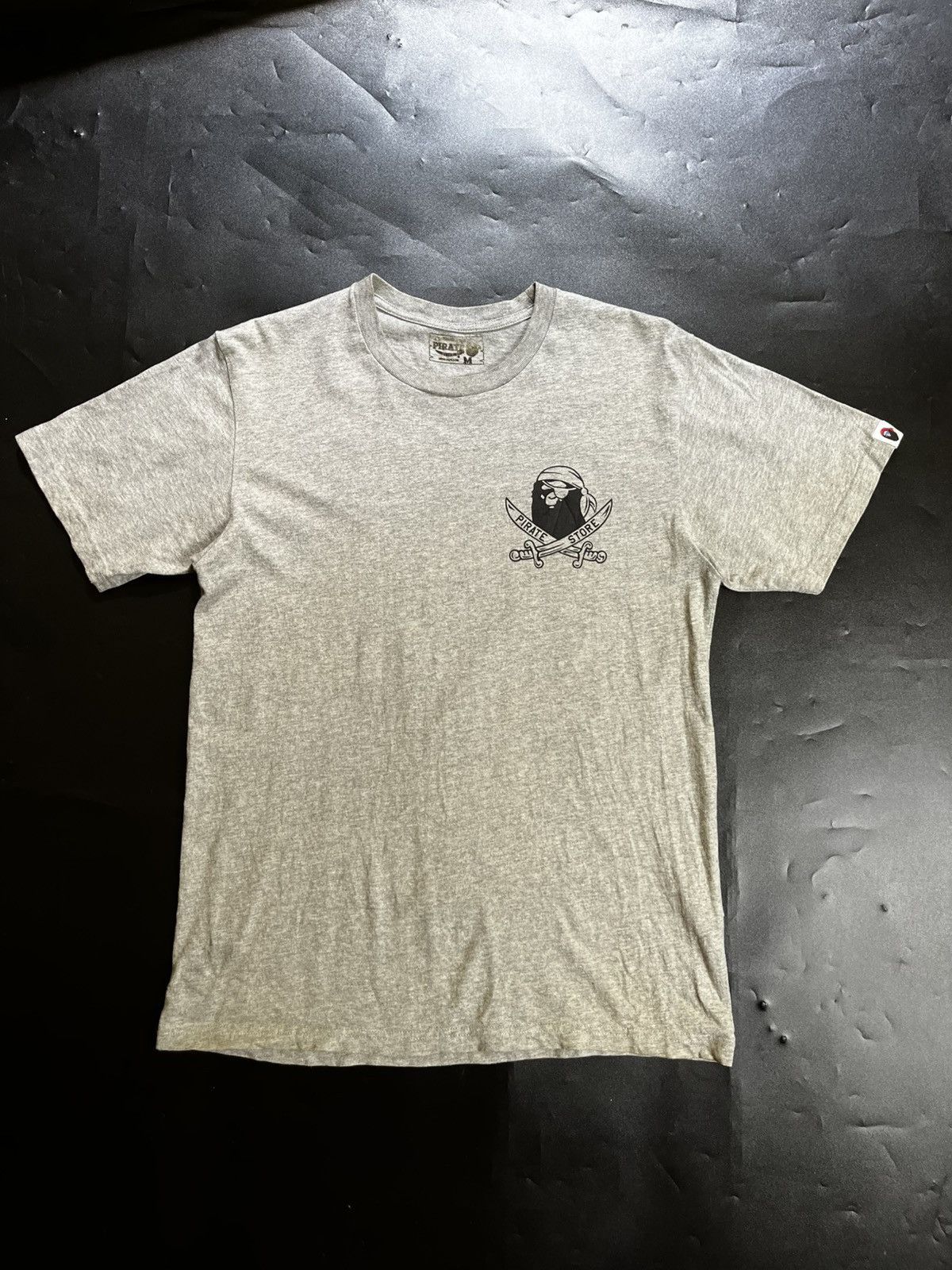 Bape pirate store x a bathing ape Size US M / EU 48-50 / 2 - 2 Thumbnail