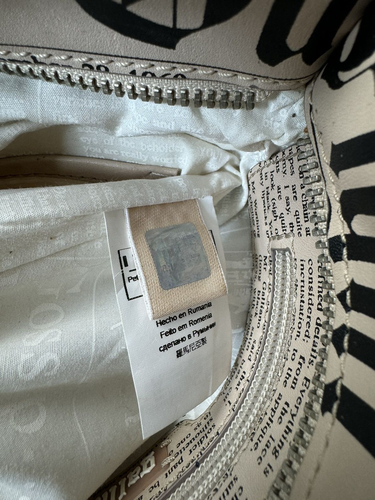 John Galliano Vintage Galliano Gazette Crossbody Leather Bag Size ONE SIZE - 12 Thumbnail