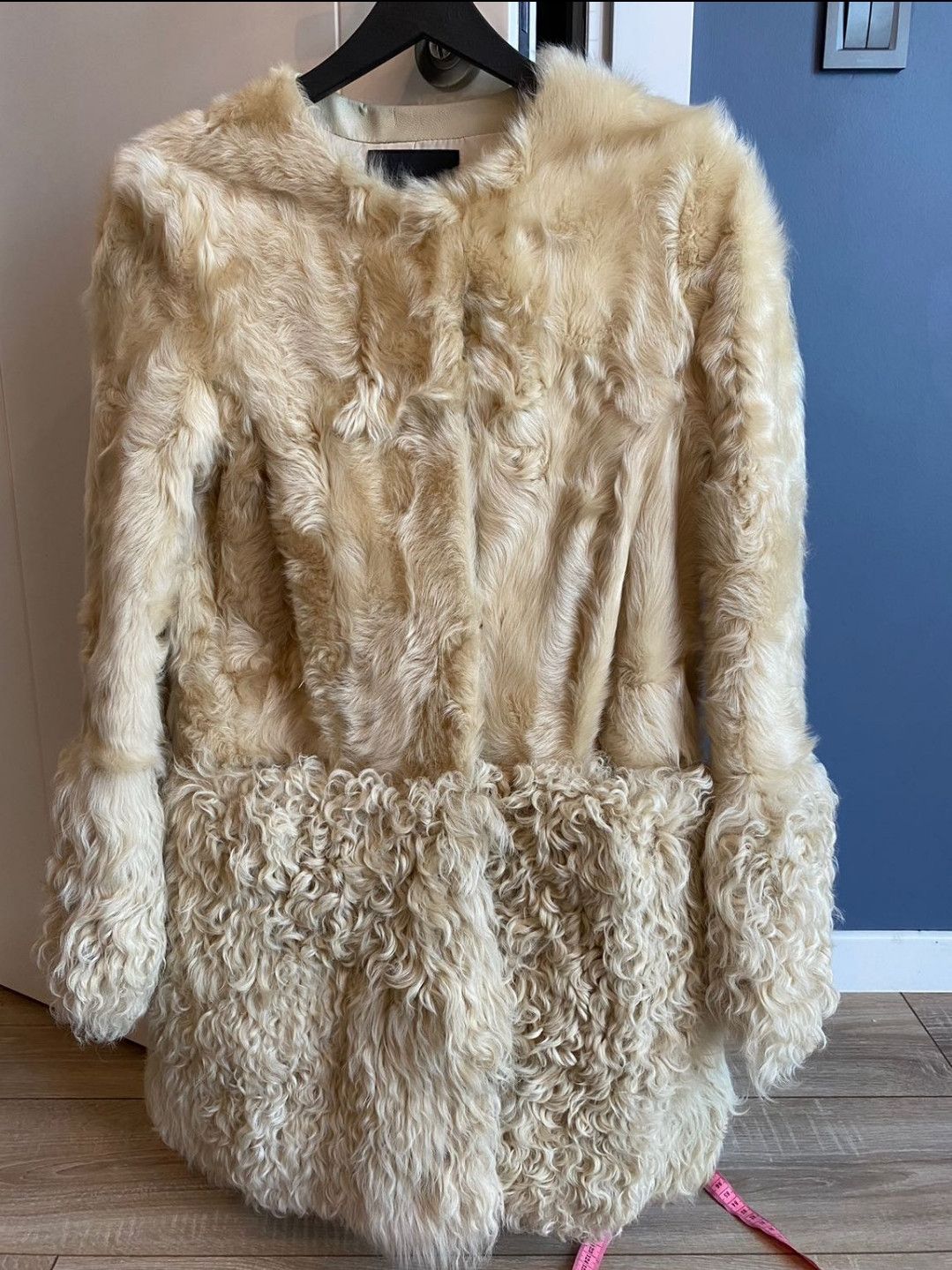 Maje Maje Lambswool Lambskin Mongolian Coat Size S / US 4 / IT 40 - 2 Thumbnail