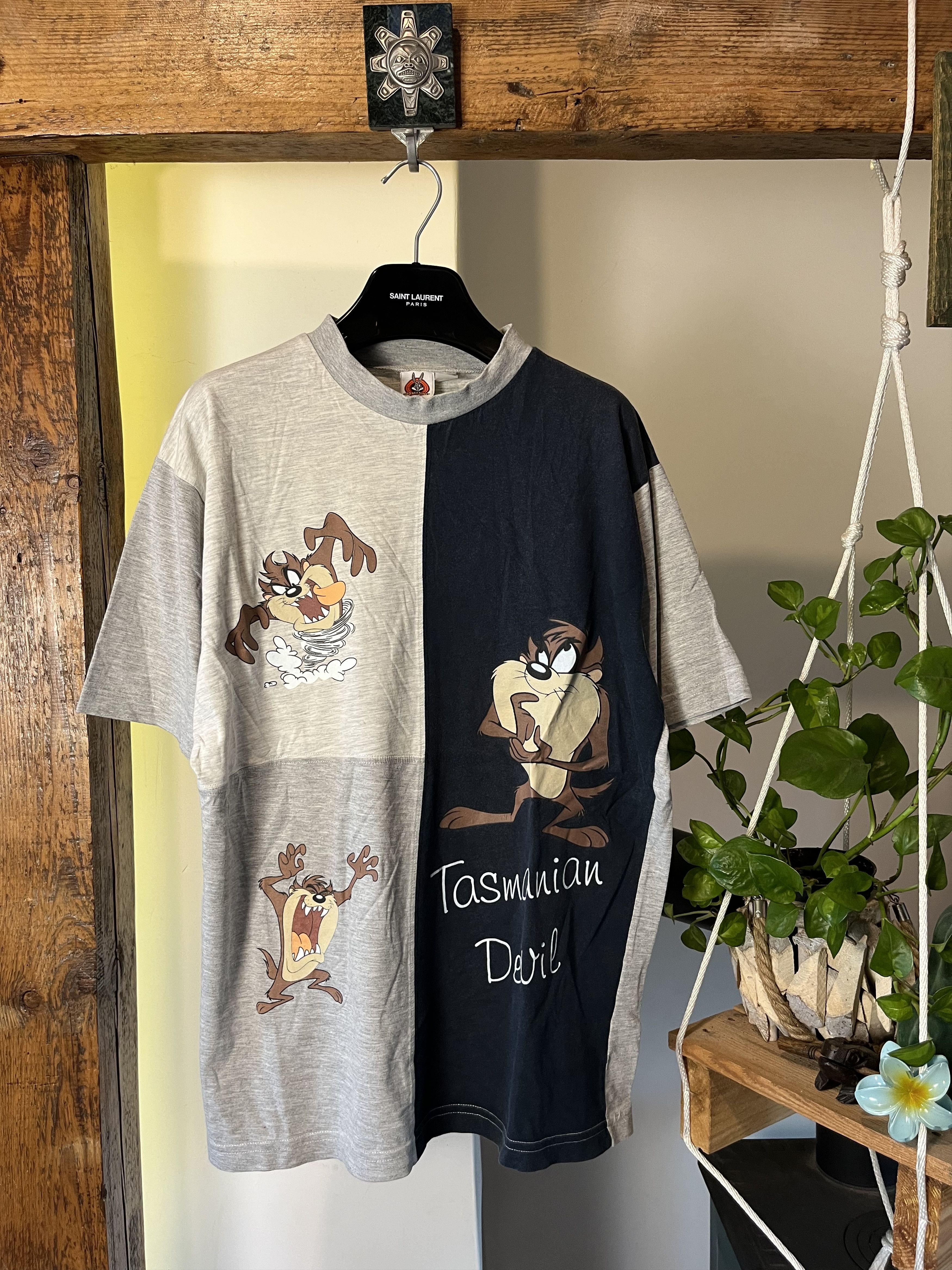 Cartoon Network Vintage 2002 Tasmanian Devil Taz Looney Tunes Size US L / EU 52-54 / 3 - 1 Thumbnail