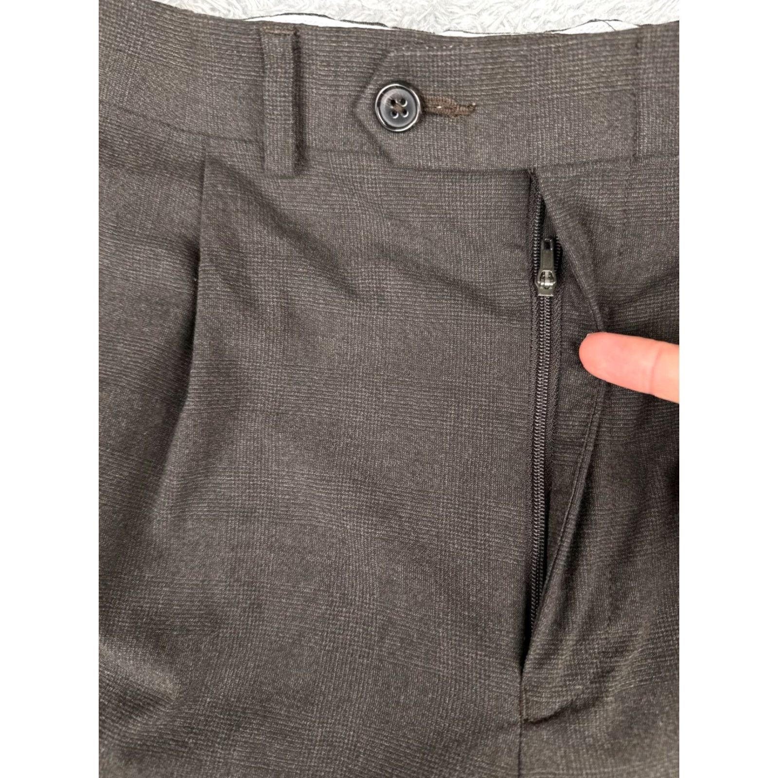 Ralph Lauren Ralph Lauren Pants Mens 38 Gray Plaid Pleated Suit Trouser Poly Rayon RRL Dress Pants Casual Formal Size 38R - 5 Thumbnail