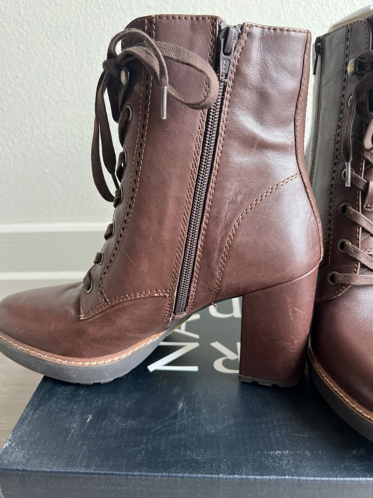 Other Naturalizer Leather Callie Lug Sole Booties - 9 - Brown Size US 9 / IT 39 - 5 Thumbnail