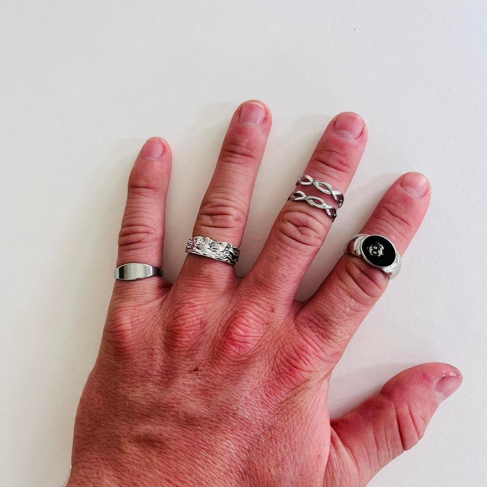 Vintage Y2k 2000s vintage style 8ball ring Size ONE SIZE - 4 Thumbnail