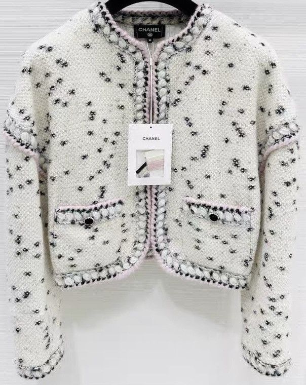 Chanel chanel F34 Size XS / US 0-2 / IT 36-38 - 1 Thumbnail