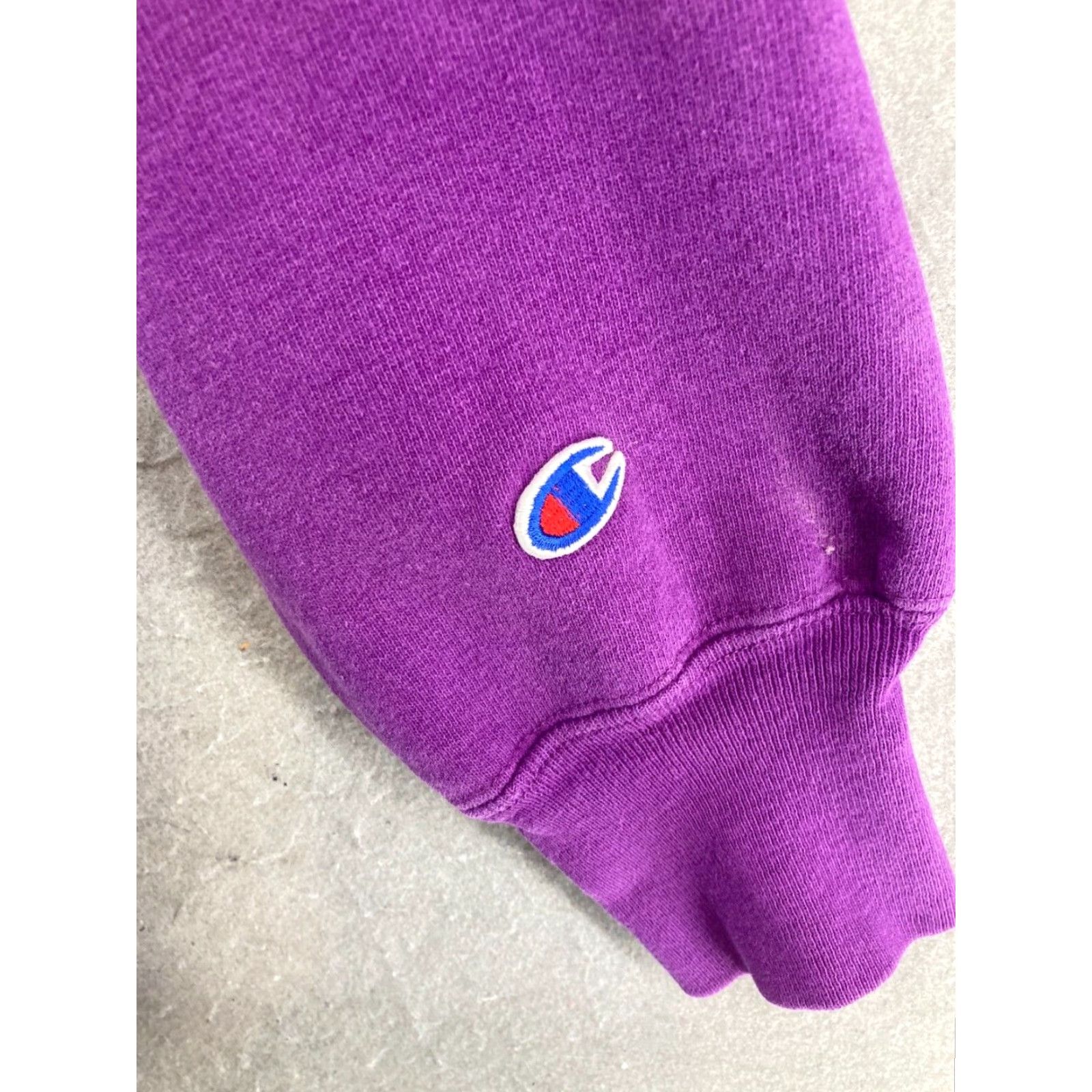 Champion VINTAGE Champion Womens Sweatshirt XL Purple Reverse Weave Embroidered USA MADE Size XL / US 12-14 / IT 48-50 - 5 Thumbnail