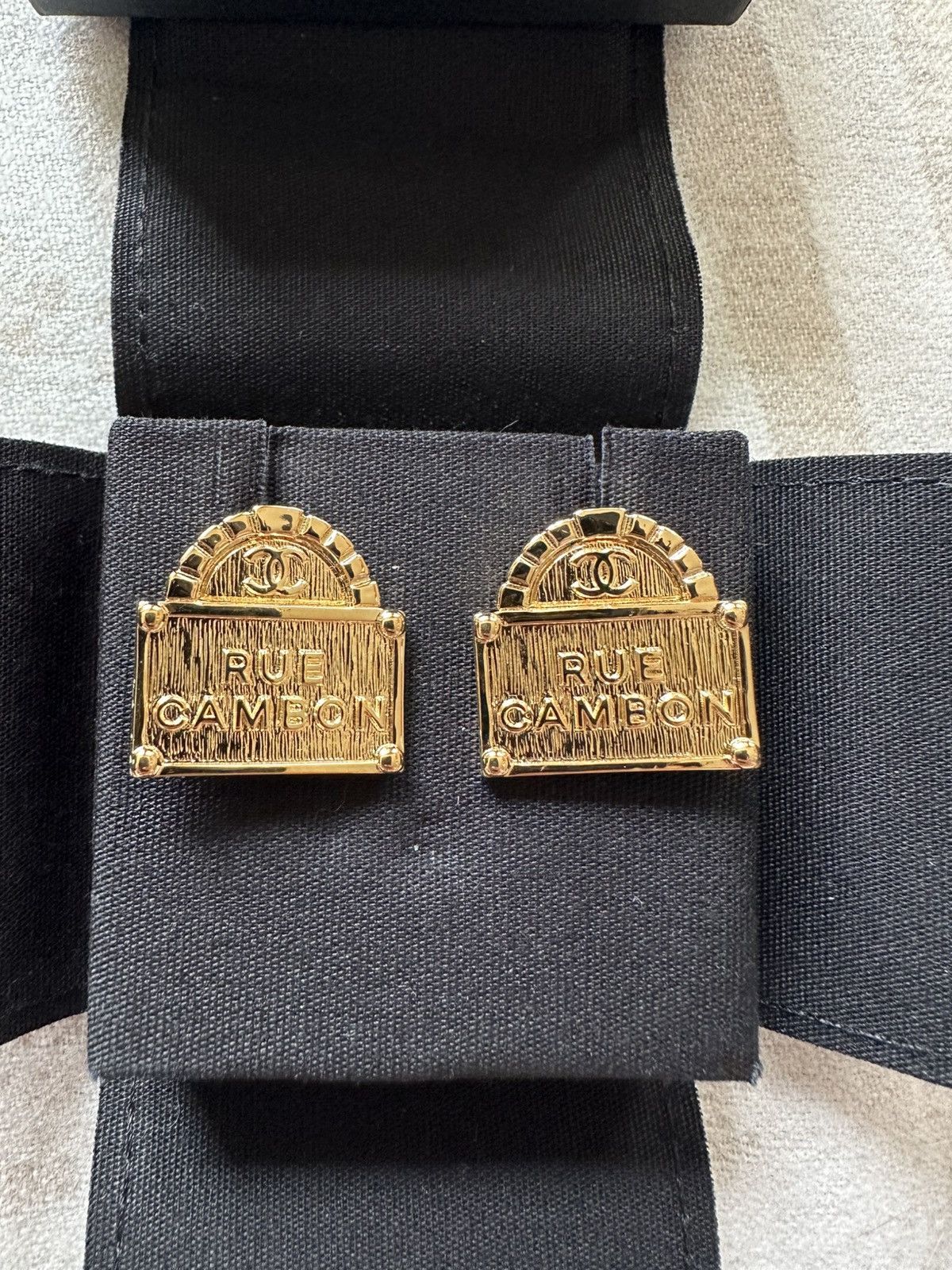 Chanel Chanel 22A Cambon Earrings Size ONE SIZE - 1 Thumbnail