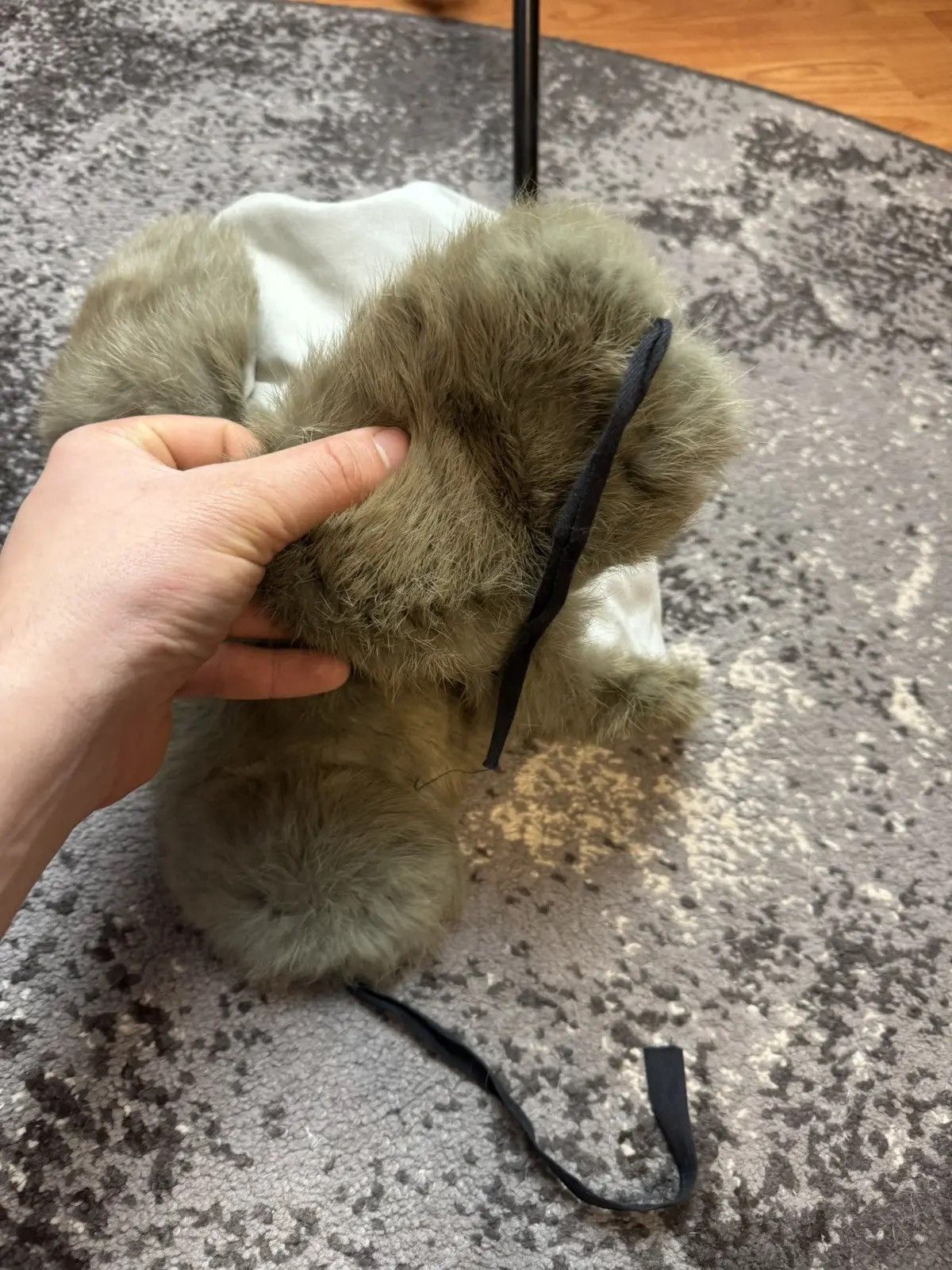 Vintage Vintage Y2K Ushanka Opium Sneakers New Balance Pin Fur Avant Size ONE SIZE - 8 Thumbnail