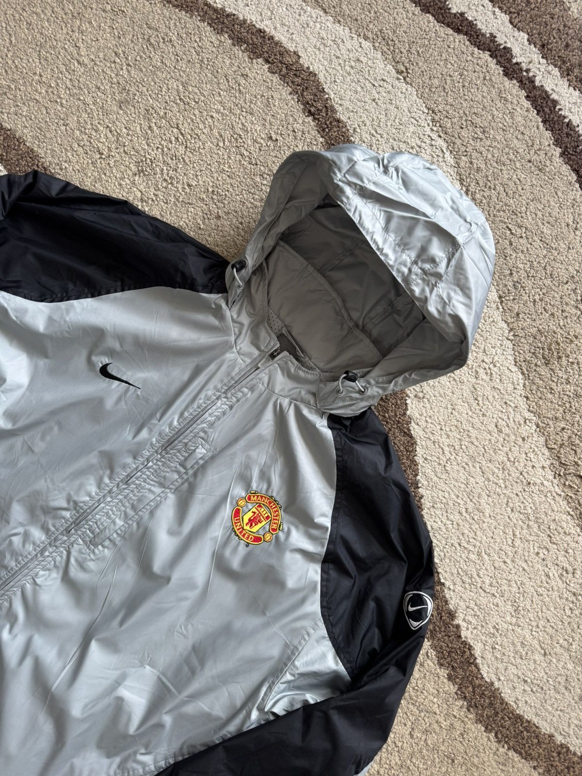 Nike Vintage Nike Manchester United Clima-Fit Jacket Vodafone Era Size US XL / EU 56 / 4 - 8 Thumbnail
