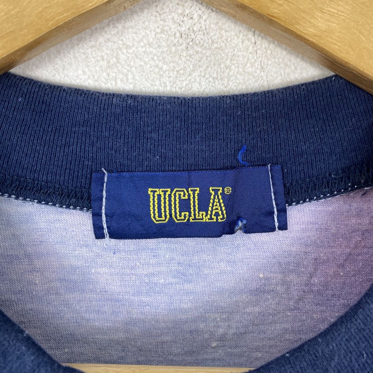 Vintage Vtg 90s UCLA Bruins Muscle Tee Sleeveless Shirt Gray S Size US S / EU 44-46 / 1 - 5 Thumbnail