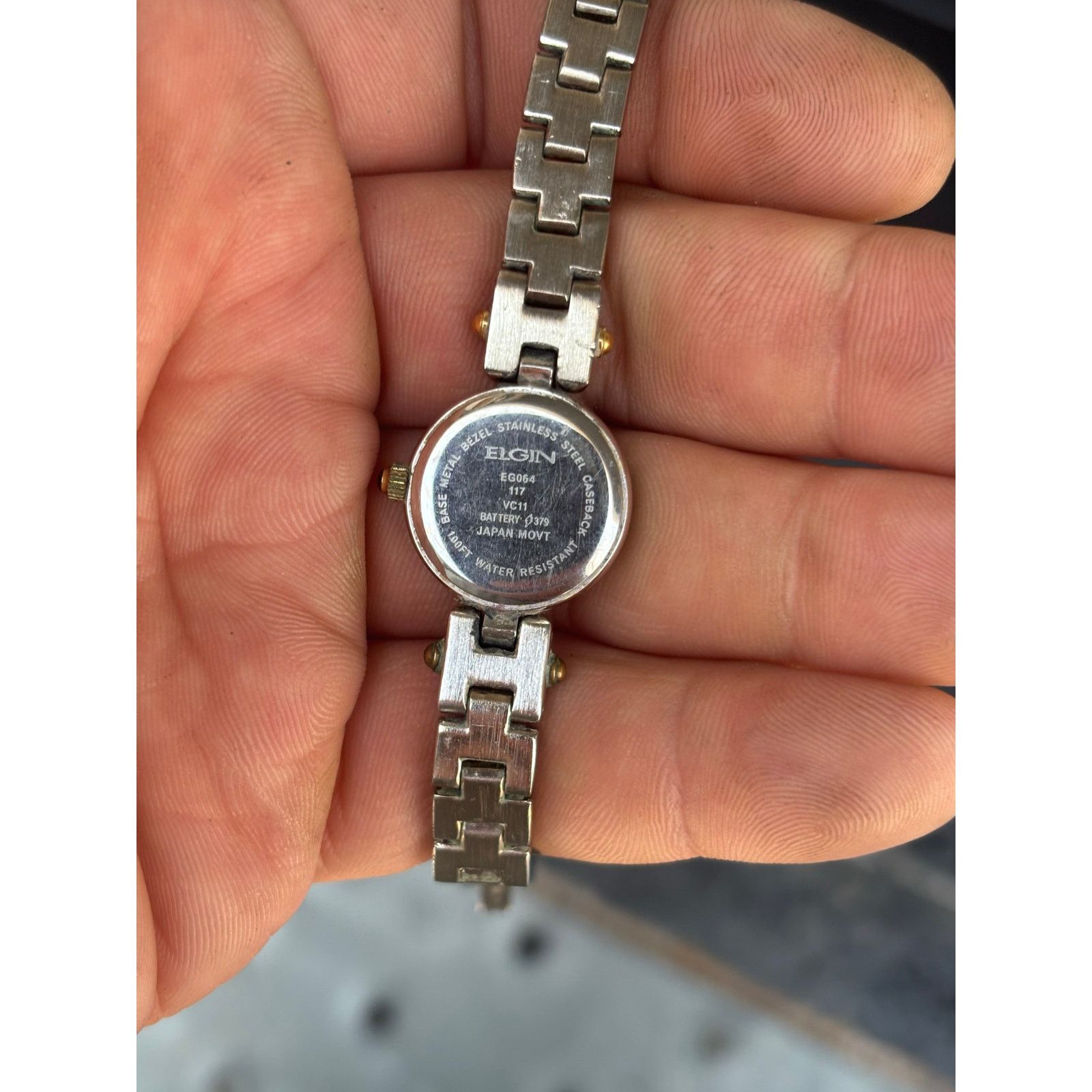 Elgin National Watch Company Elgin 2-Tone Women’s Watch! New Battery! Size ONE SIZE - 8 Thumbnail