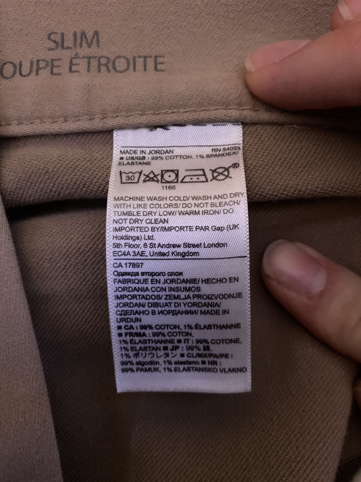 Banana Republic Banana Republic "The Traveler" KHAKI Size US 34 / EU 50 - 4 Thumbnail