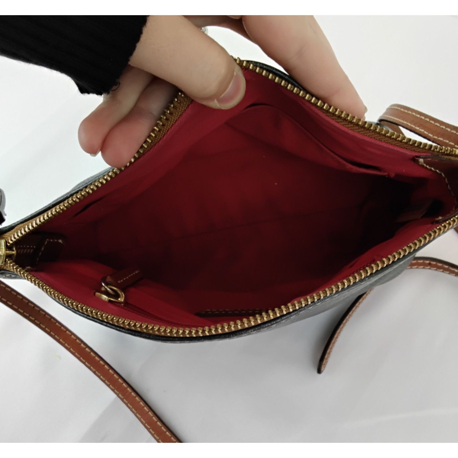 Dooney & Bourke Dooney & Bourke Domed Crossbody Bag Gray/Brown Leather Purse Size ONE SIZE - 13 Thumbnail