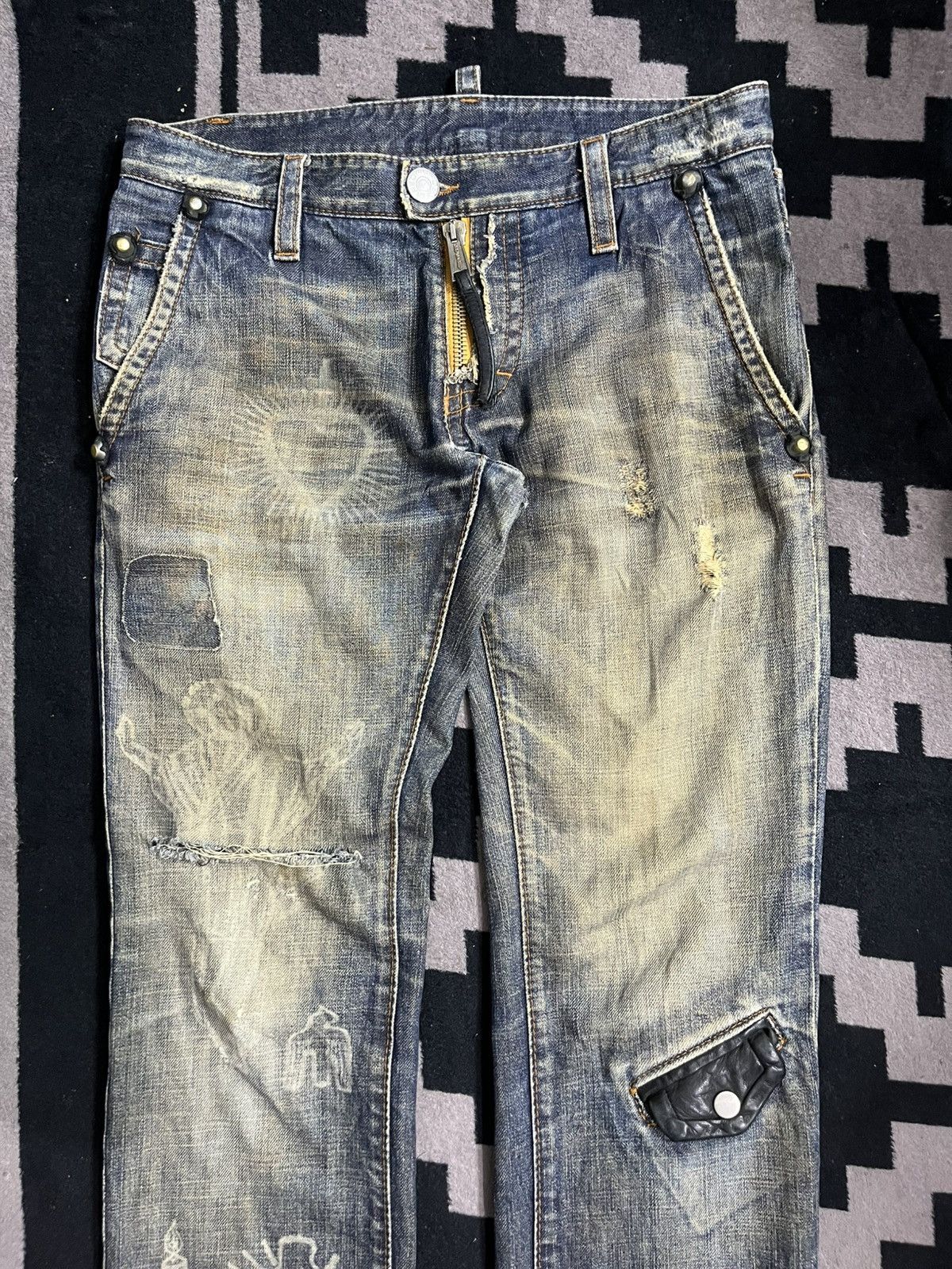 Dsquared2 FW05 dsquared2 buckle back HOPE mud wash distressed jeans Size US 31 - 4 Thumbnail