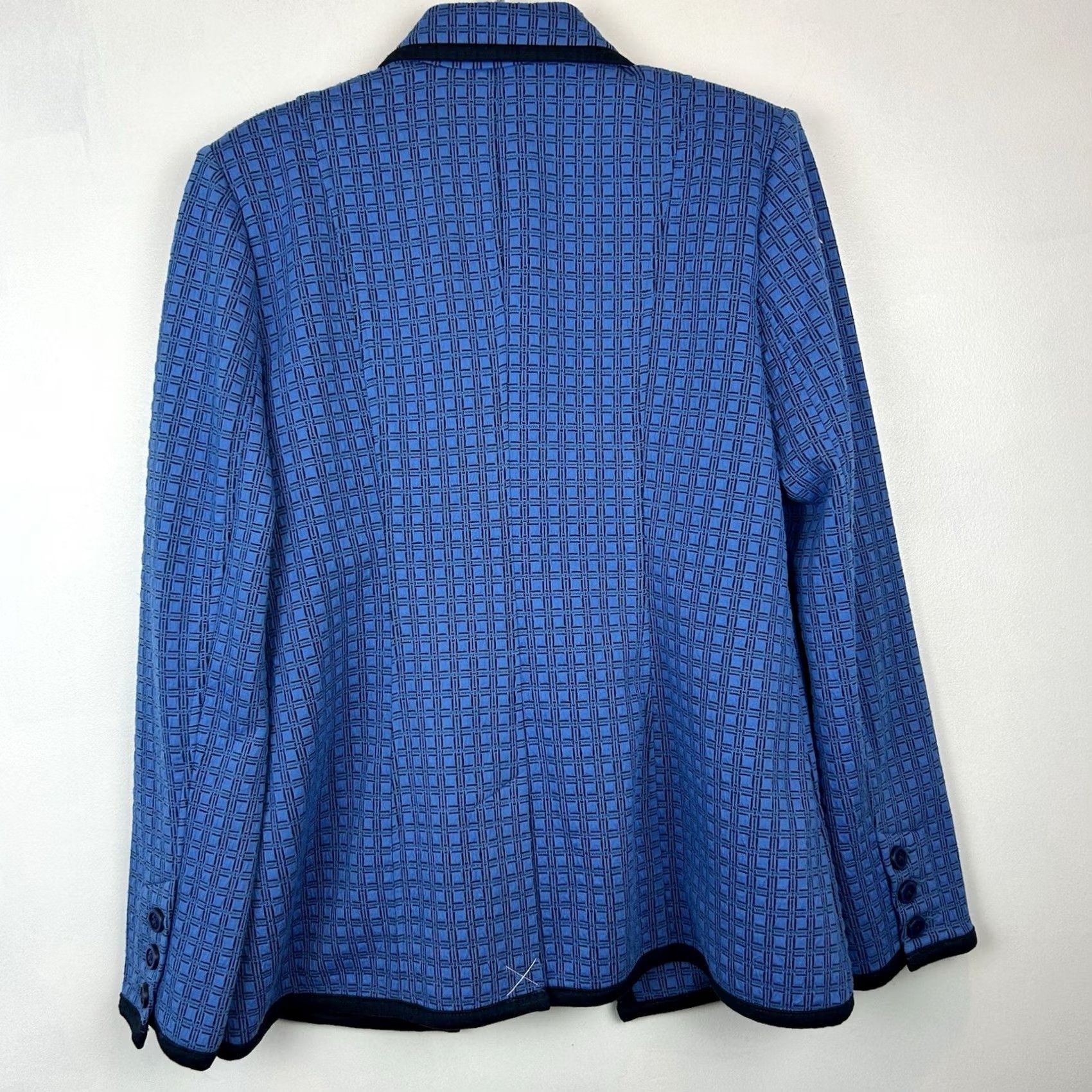 Vintage CAbi Scholarship Blazer Medium Blue Geometric Print Ponte Knit Style 6027 Office Women Size M / US 6-8 / IT 42-44 - 2 Thumbnail
