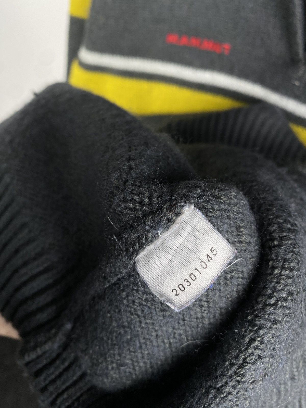 Mammut × Vintage Vintage 90s Mammut 1/4 Zip Knitted Sweater Size US S / EU 44-46 / 1 - 9 Thumbnail