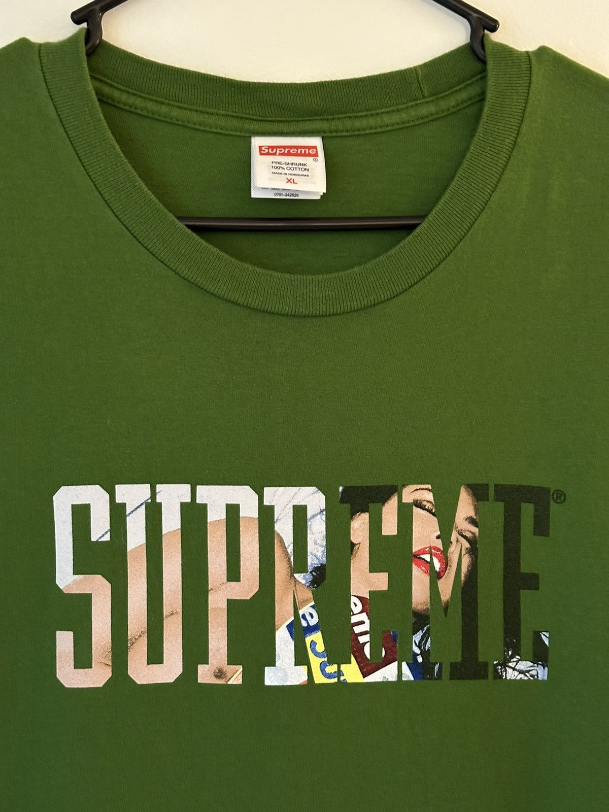 Supreme Supreme Tera Patrick Collegiate Tee Size US XL / EU 56 / 4 - 2 Thumbnail