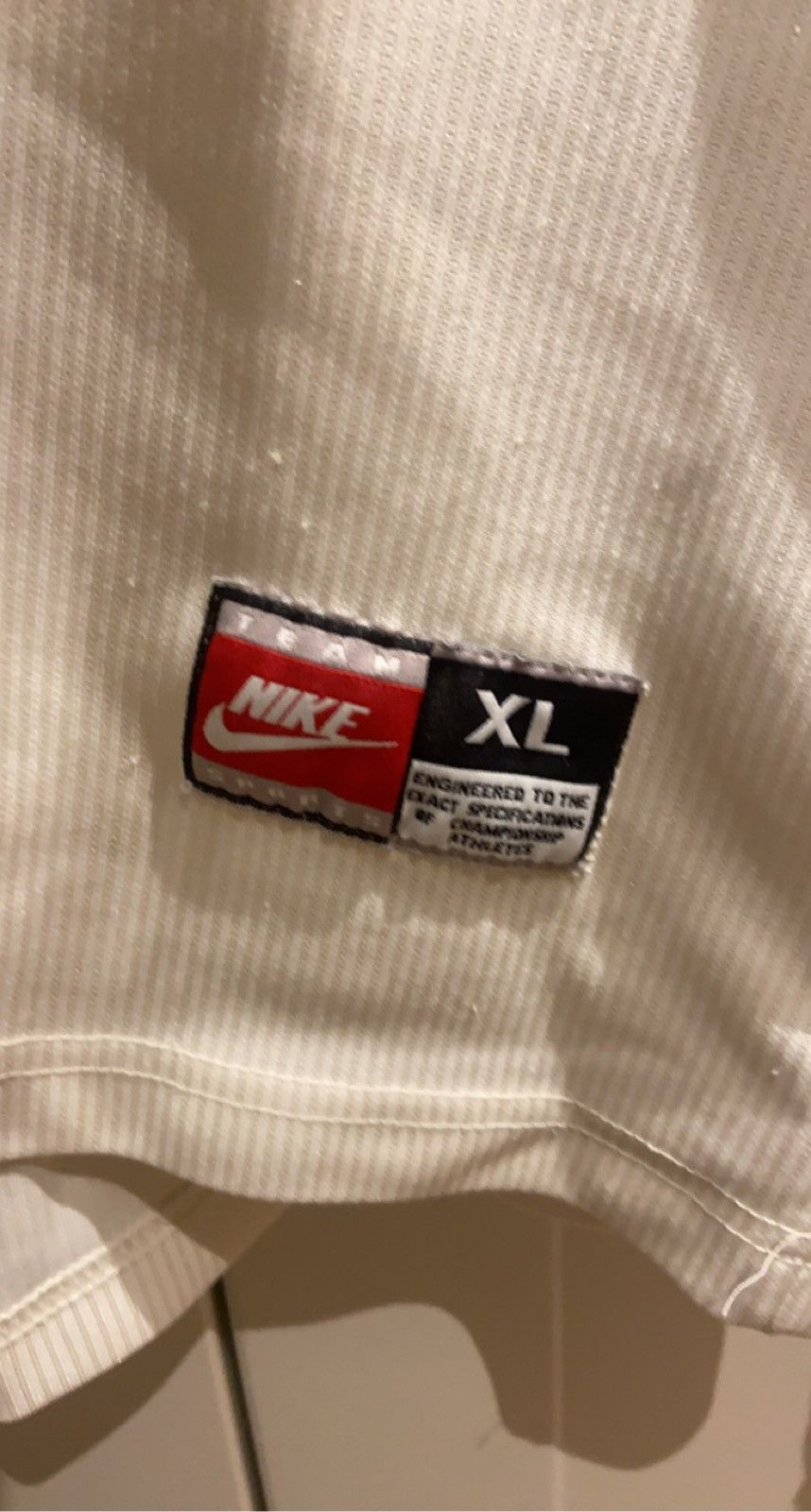 Vintage Vintage Nike sweater soccer style jersey Size US XL / EU 56 / 4 - 5 Thumbnail