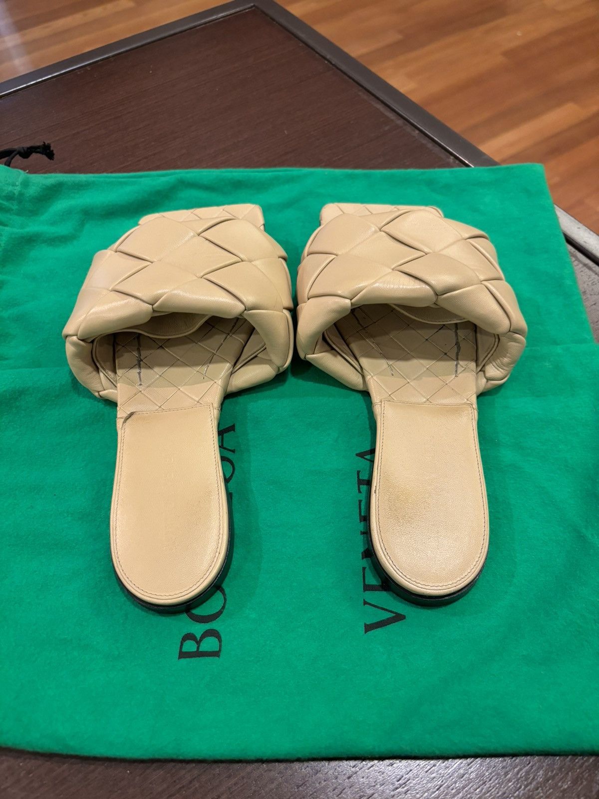 Bottega Veneta Bottega Veneta Lido Leather Sandals Size US 7 / IT 37 - 6 Thumbnail