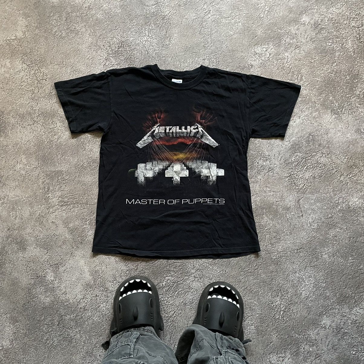 Vintage Vintage 90s Metallica Band Tee Graphic Print Grunge Baggy M Size US M / EU 48-50 / 2 - 1 Thumbnail
