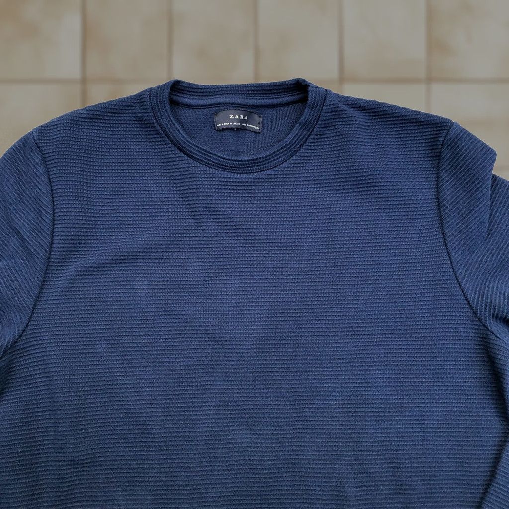Zara ZARA Man Textured Sweater MED Men's Sweatshirt Long Sleeve Crew Neck Blue Size US M / EU 48-50 / 2 - 1 Thumbnail