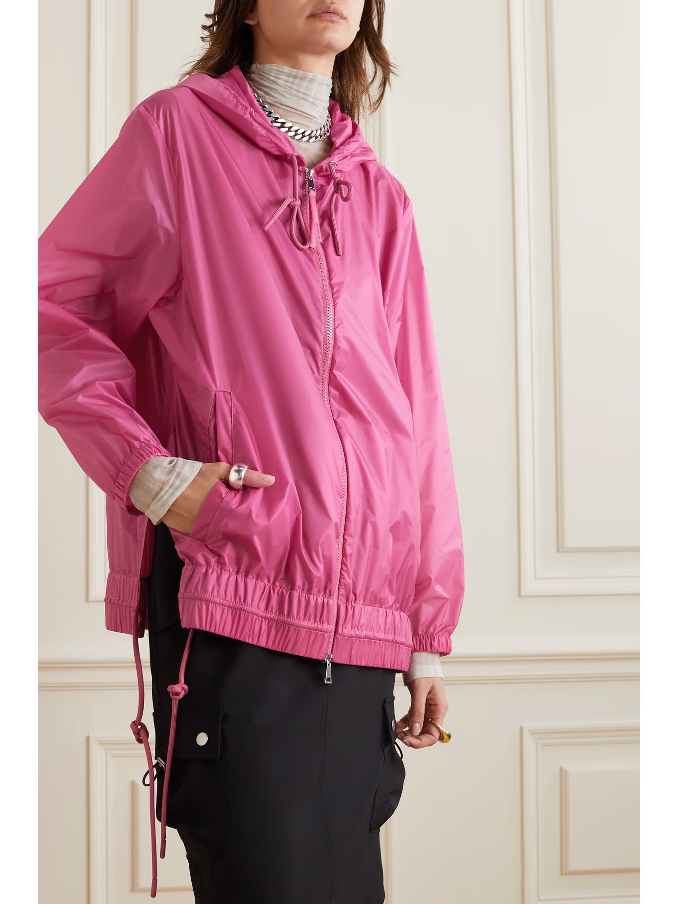Moncler o1y1125 Hooded Jacket in Pink Size M / US 6-8 / IT 42-44 - 2 Thumbnail