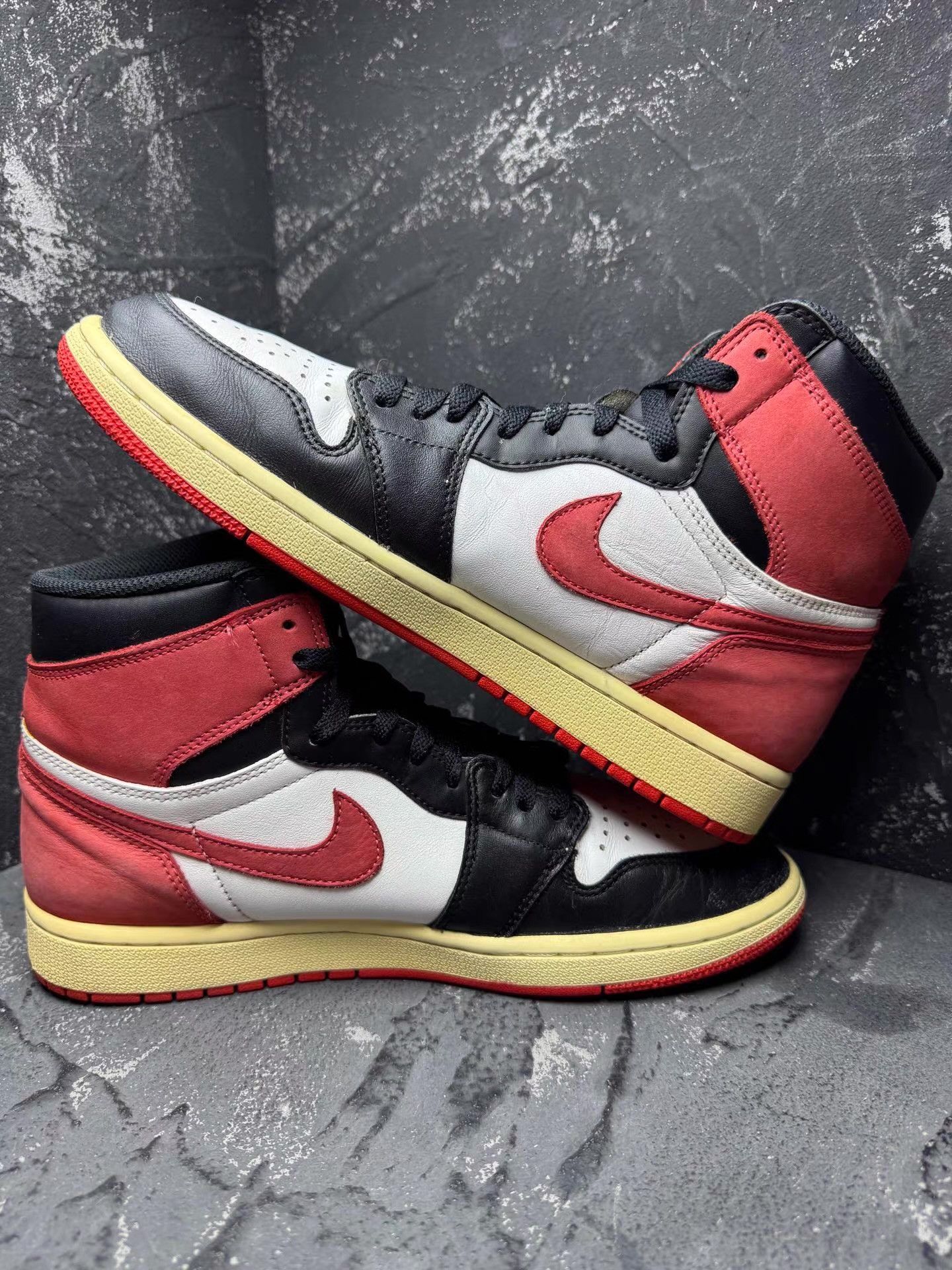 Nike Air Jordan 1 Six Championships Black & Red Q10 Size US 9.5 / EU 42-43 - 4 Thumbnail