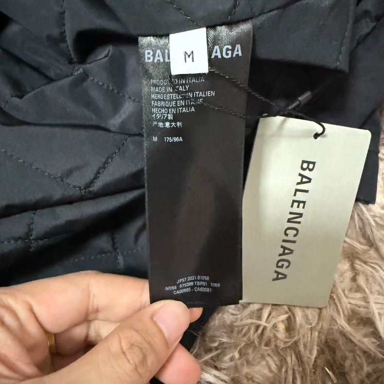 Balenciaga Balenciaga Embroidered logo, old cotton clothes, praka par Size US M / EU 48-50 / 2 - 5 Thumbnail