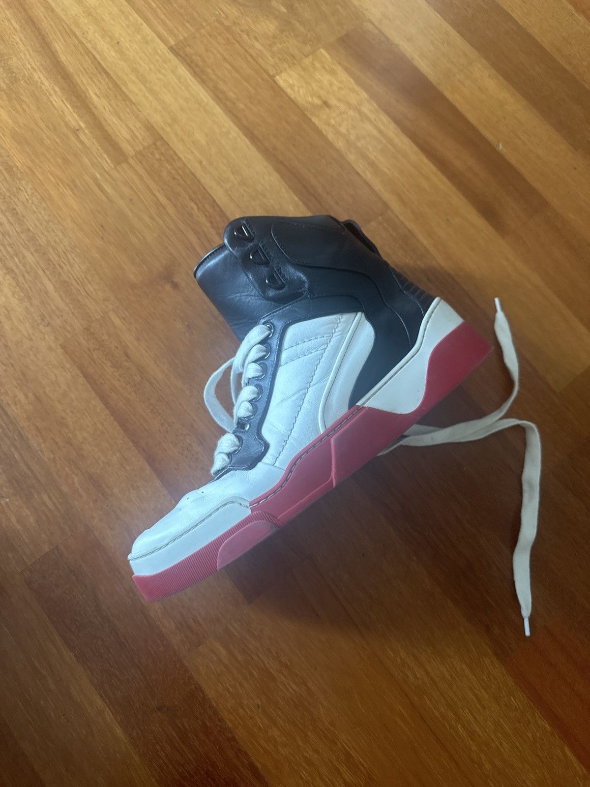 Givenchy Givenchy Tyson Star High-Top Size US 8.5 / EU 41-42 - 3 Thumbnail