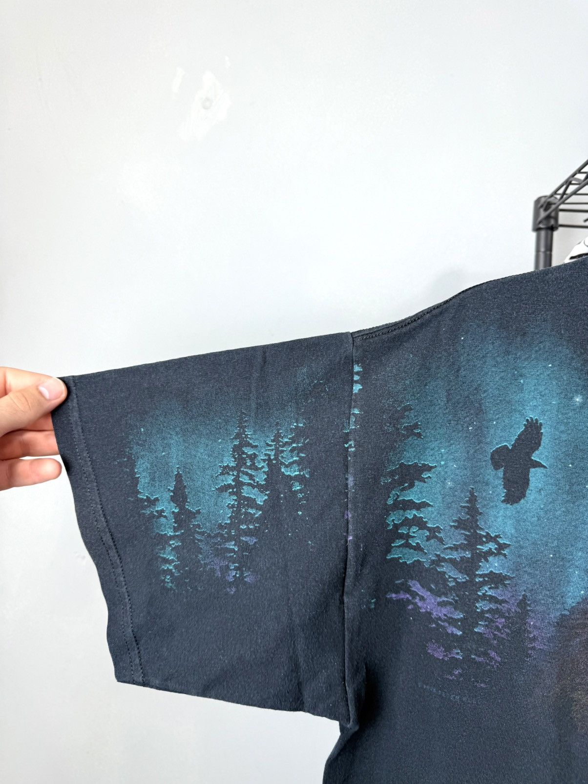 Vintage 00’s Vintage Wolf T Shirt All Over Print Hype Supreme Style Size US L / EU 52-54 / 3 - 3 Thumbnail