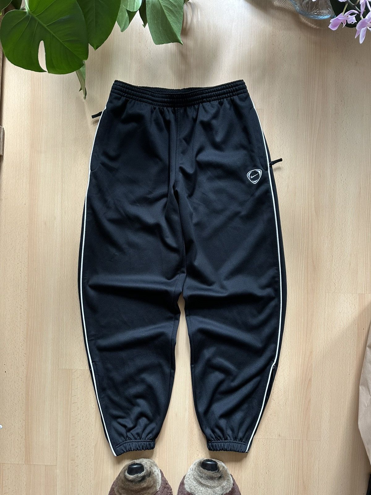 Nike Vintage Nike Track Pants Y2K Nike Sweatpants Nike Joggers Size US 38 / EU 54 - 2 Thumbnail