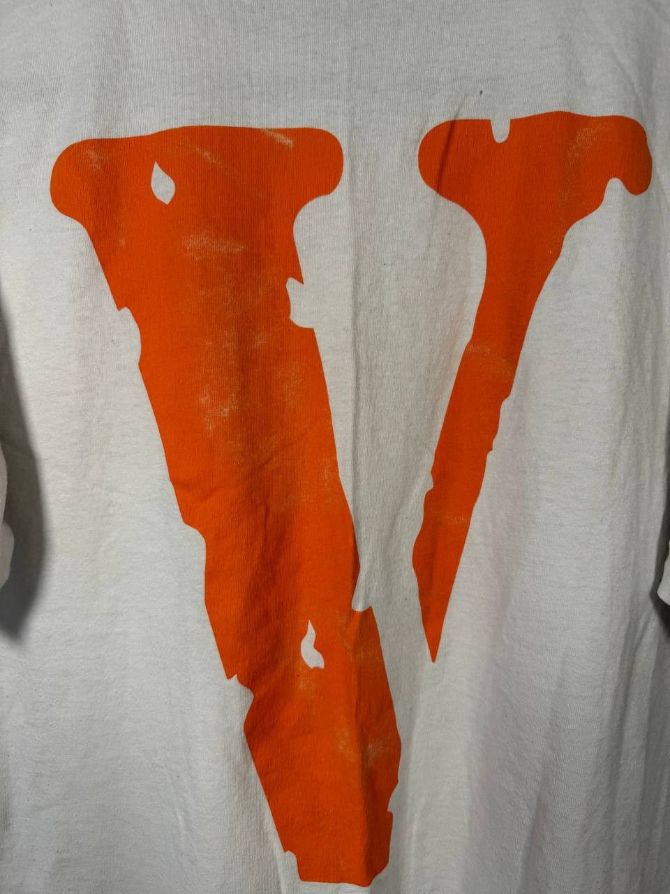 Vetements Vintage Vlone Friends Graphic Logo T-Shirt Large Size US L / EU 52-54 / 3 - 12 Thumbnail