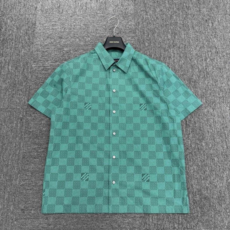 Louis Vuitton Louis Vuitton Checker Short Sleeve Shirt Size US L / EU 52-54 / 3 - 1 Thumbnail