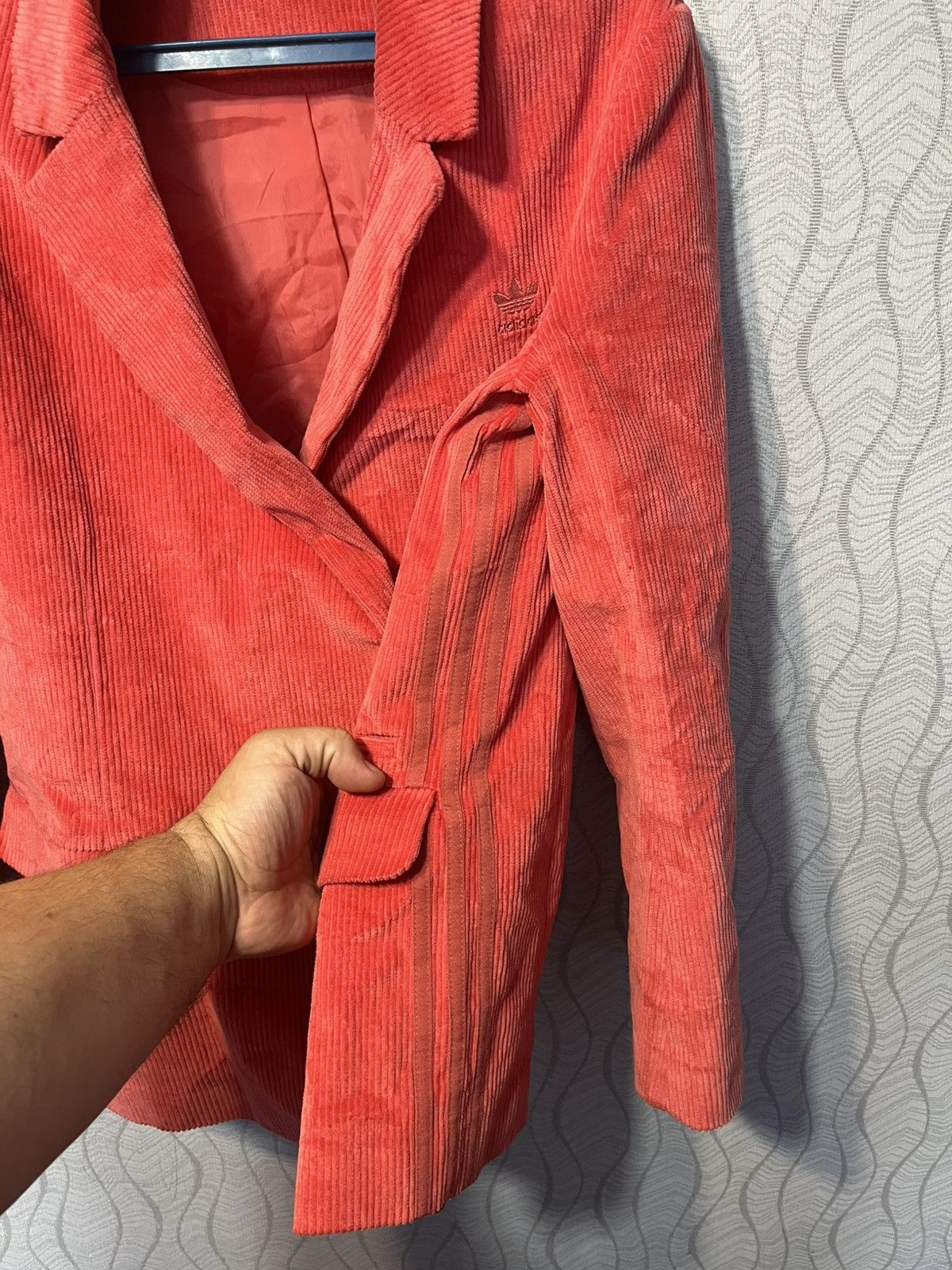 Adidas Adidas Originals Velvet Trefoil Red Corduroy Blazer Jacket Size M / US 6-8 / IT 42-44 - 9 Thumbnail