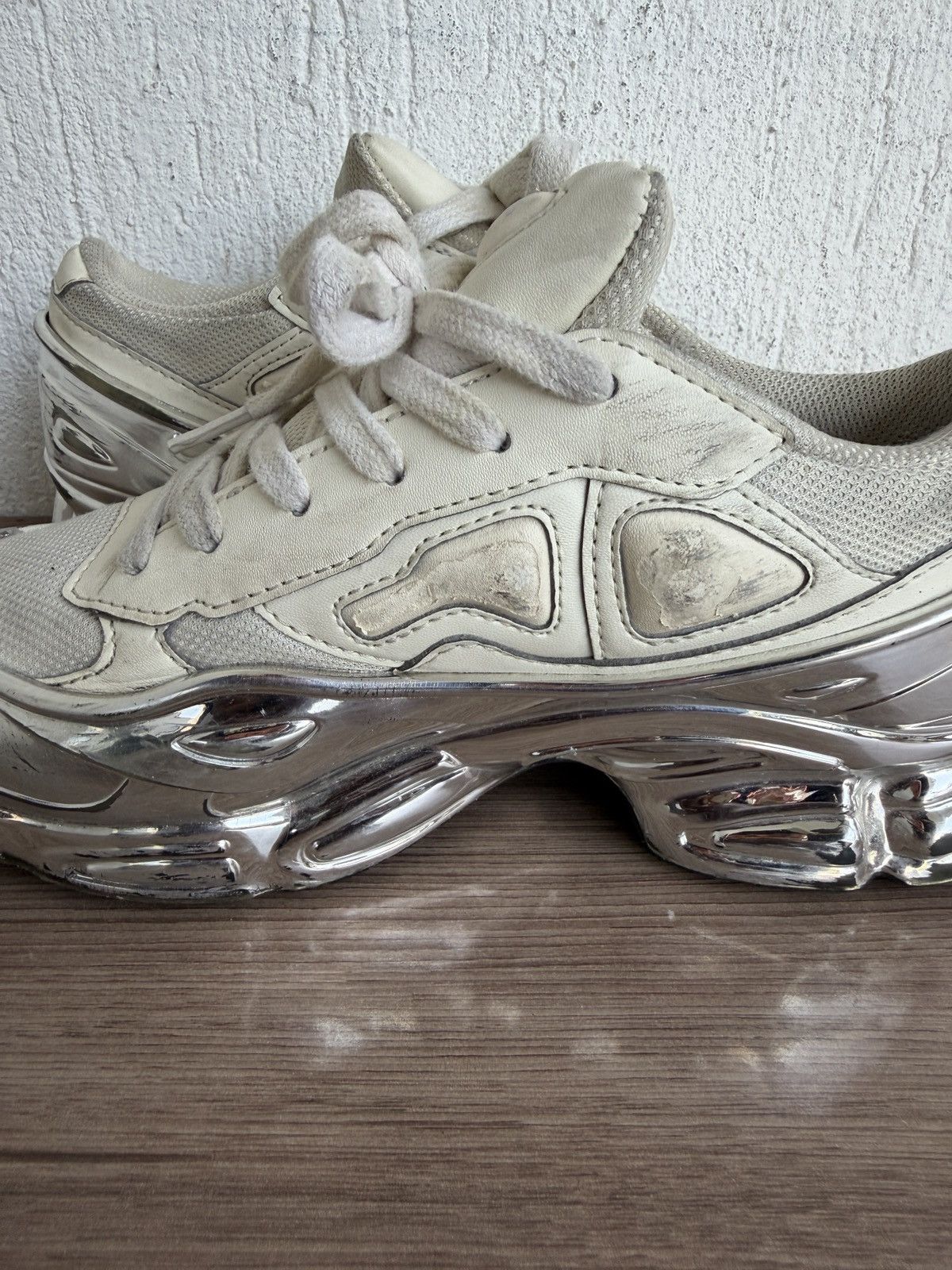 Raf Simons Mirrored silver Ozweego sneaker Size US 5 / IT 35 - 13 Thumbnail
