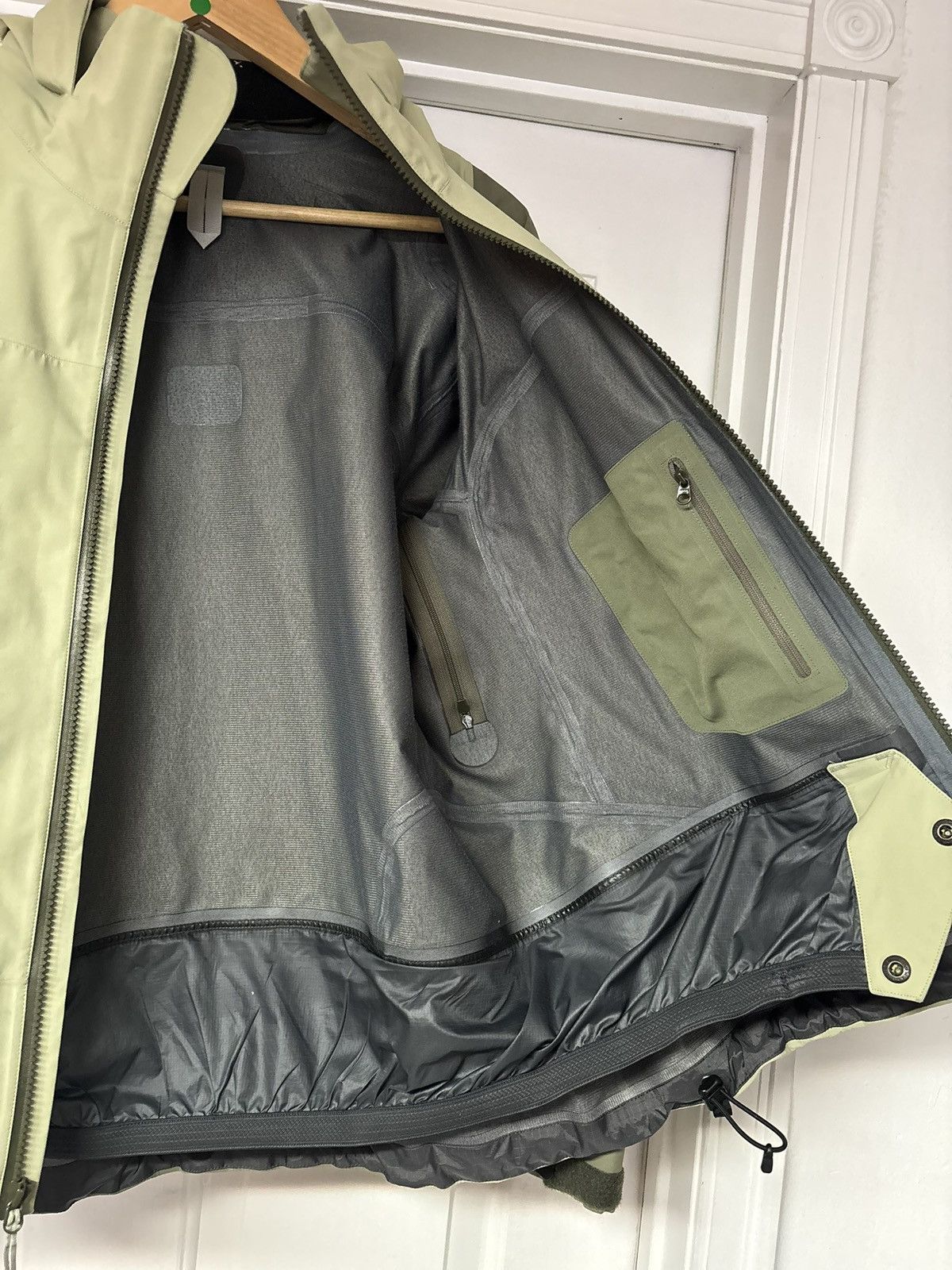 Arc'teryx Vintage Arcteryx Stingray Grail Gorpcore Two Tone Jacket Size US S / EU 44-46 / 1 - 8 Thumbnail