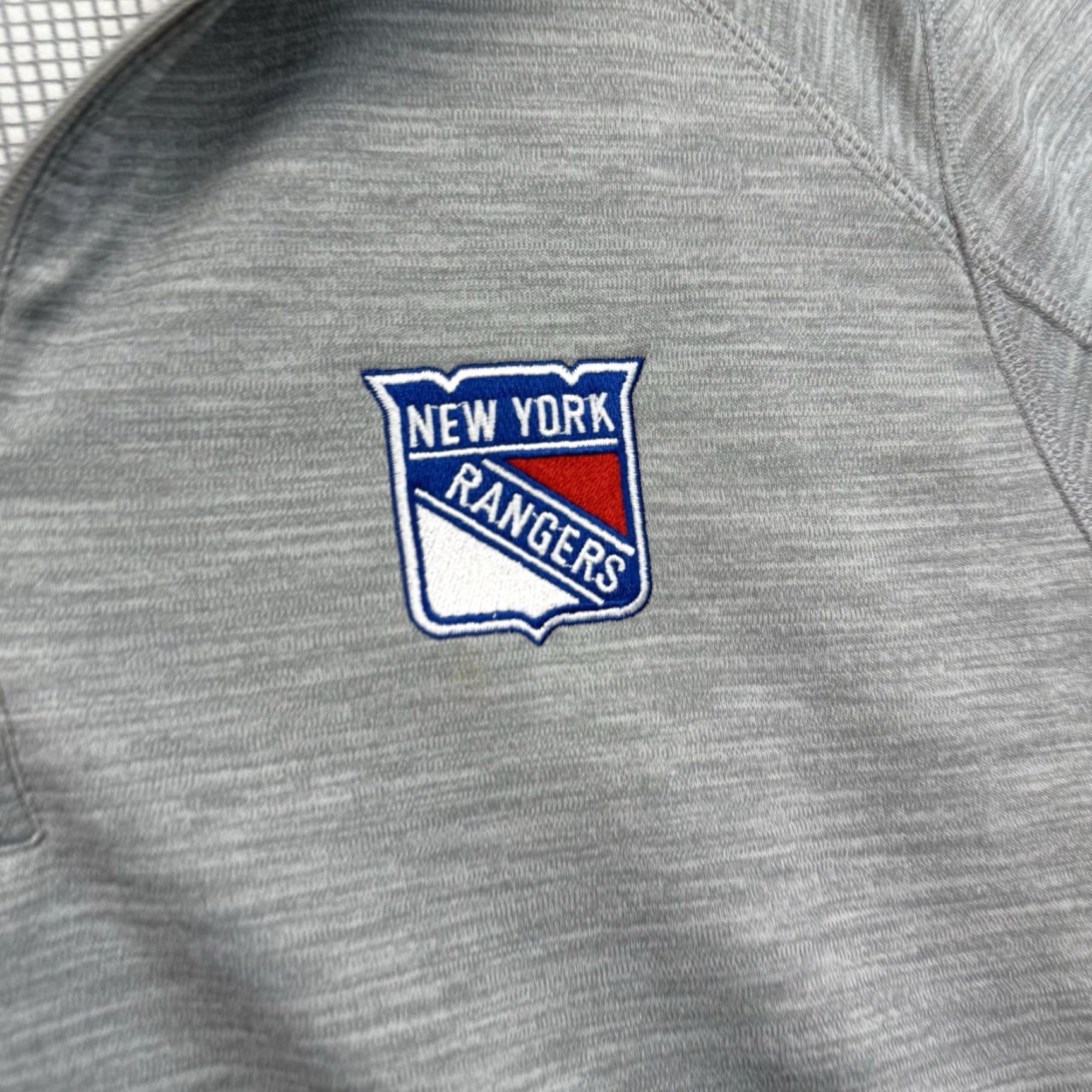Vineyard Vines Vineyard Vines New York Rangers Pullover Quarter Zip Sweatshirt Men's XL Gray Size US XL / EU 56 / 4 - 4 Thumbnail