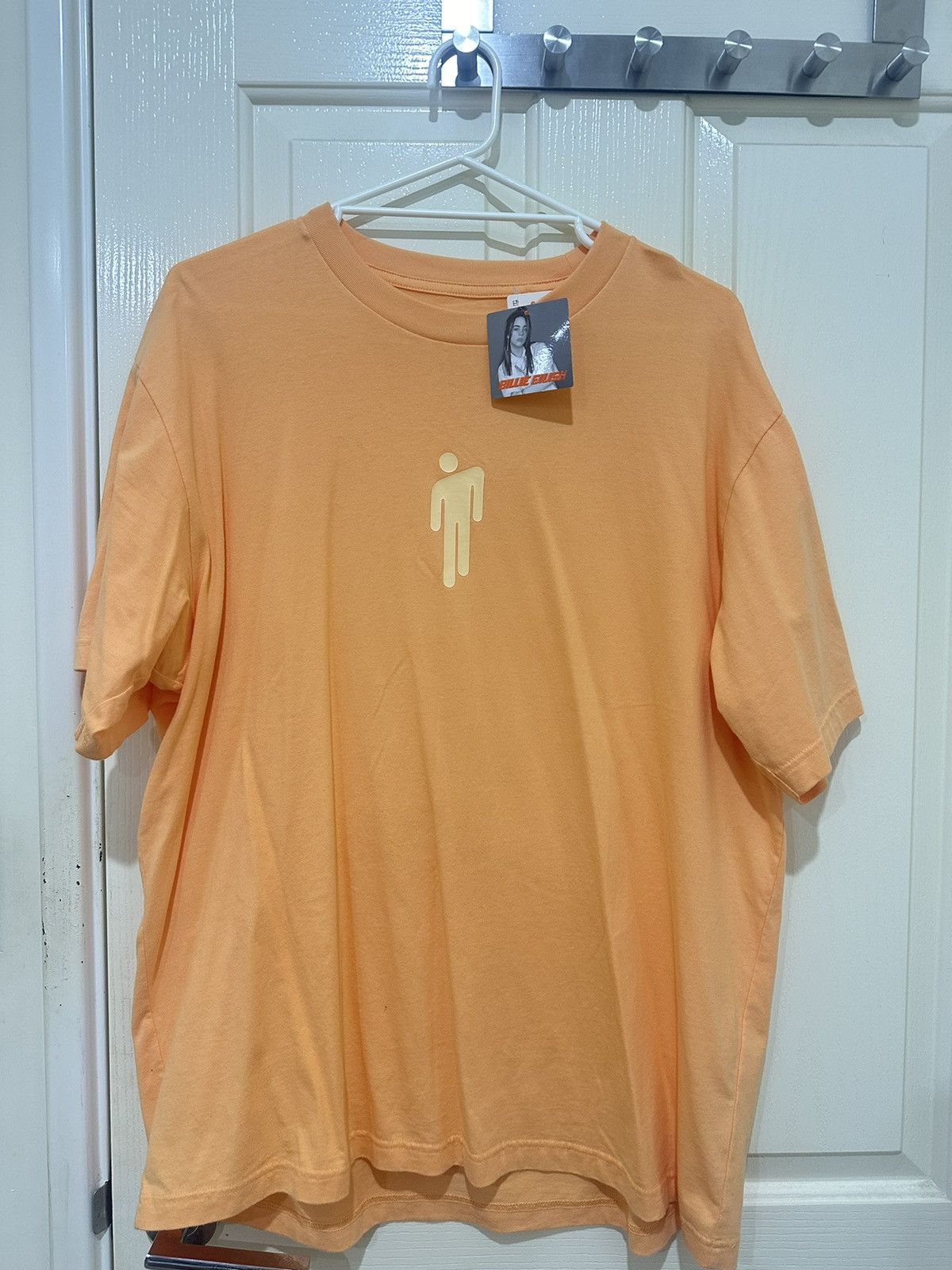 Billie Eilish × Takashi Murakami Billie Eilish x Takashi Murakami x Uniqlo Short Sleeve Tee Size US XL / EU 56 / 4 - 1 Thumbnail